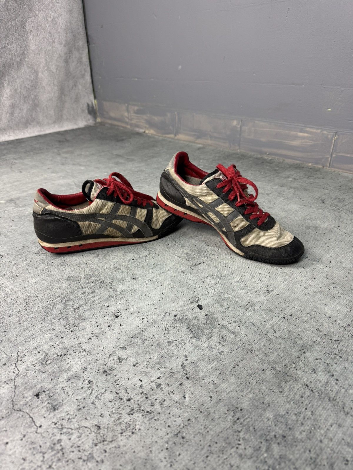 Onitsuka Tiger Japan Asics Onitsuka Tiger Mexico 66 Sneakers Kiko Vibe Size US 7 / EU 40 - 2 Thumbnail
