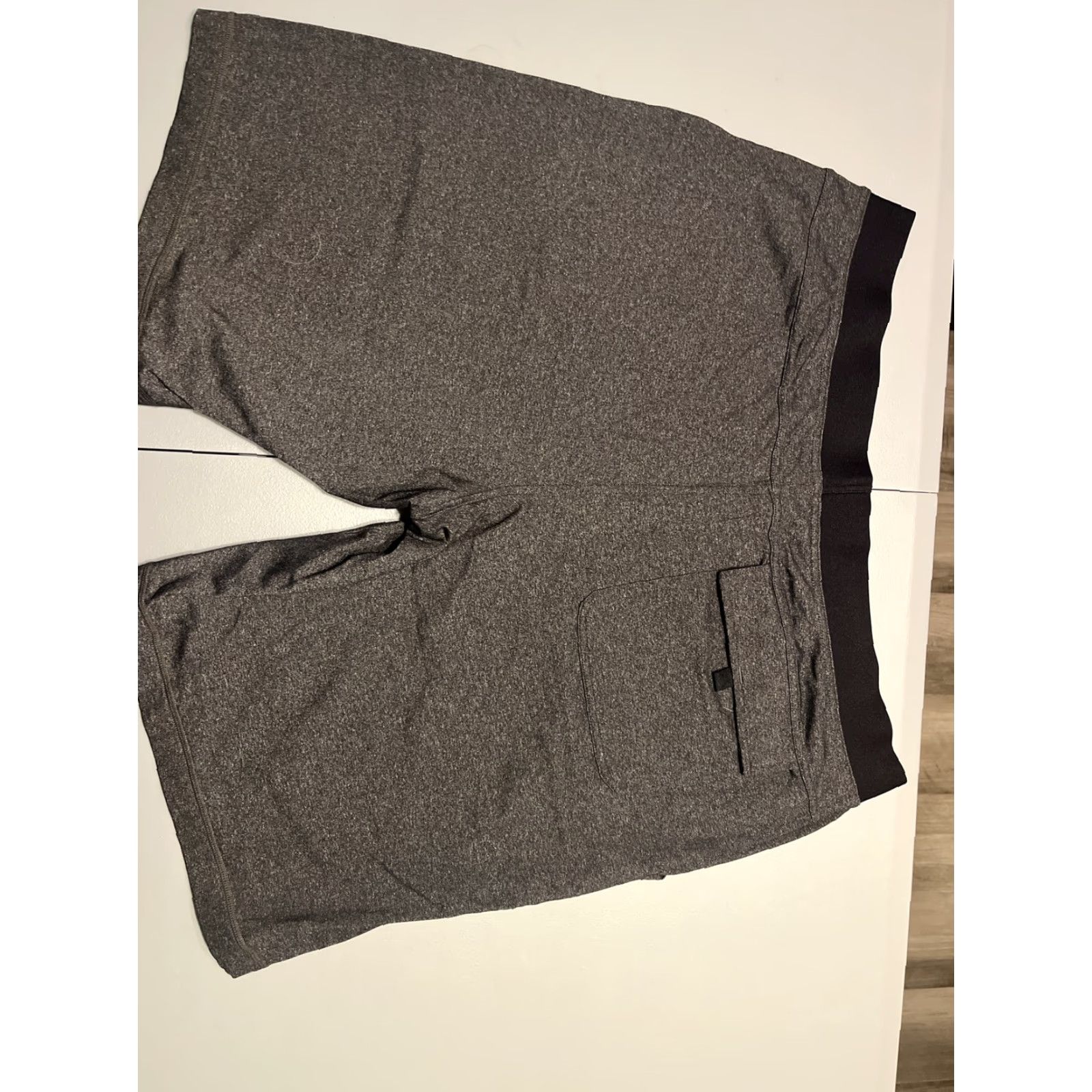 Prana Prana Mens Gray Regular Fit Athletic Shorts L Activewear All Season Sports Comfort Size US 33 - 6 Thumbnail