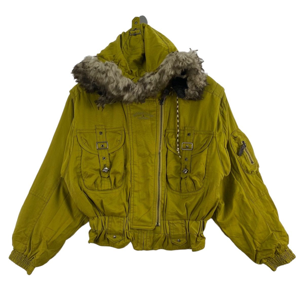 Japanese Brand COURMAYEUR Japanese Brand La Pista Bianca Embroidered Design Size US L / EU 52-54 / 3 - 1 Thumbnail