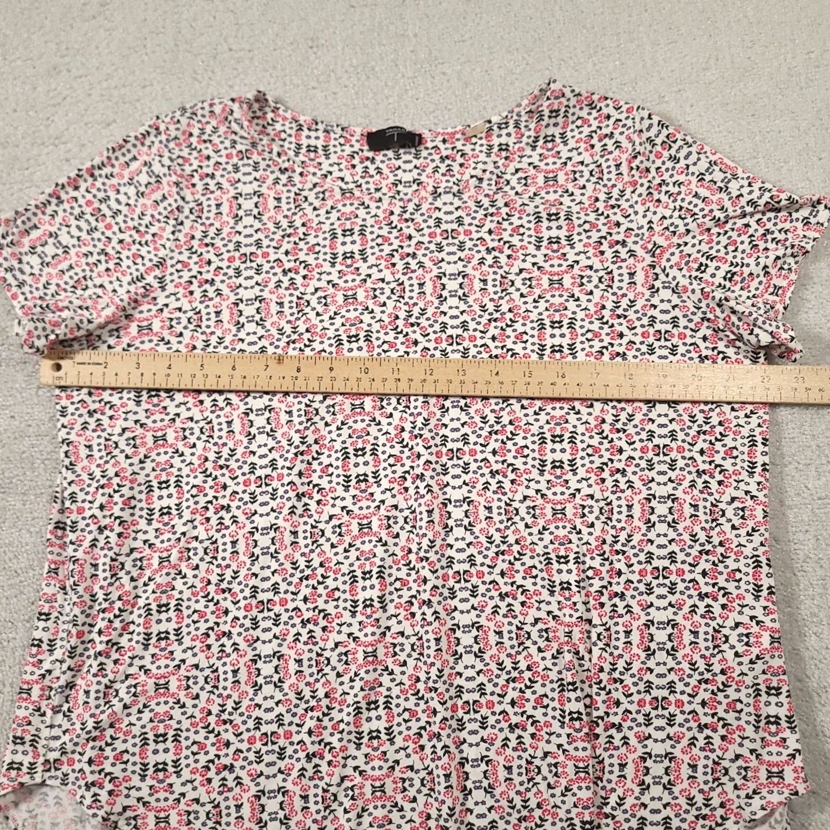 Vintage Tahari Shirt Womens 1X Floral Short Sleeve Pullover Blouse Top Size XL / US 12-14 / IT 48-50 - 3 Thumbnail
