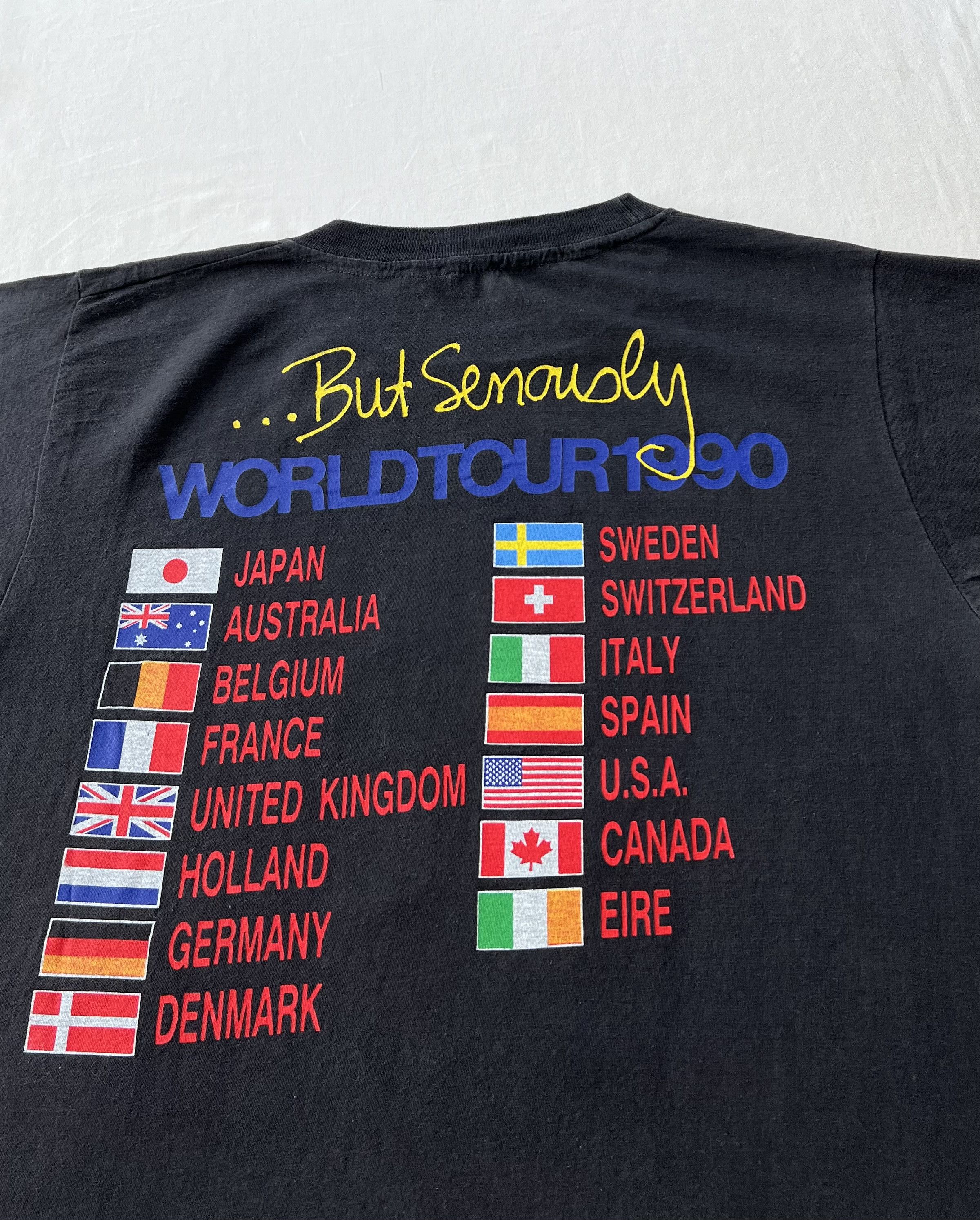 Band Tees Vintage 1990 Phil Collins But Seriously World Tour T-shirt Size US L / EU 52-54 / 3 - 13 Thumbnail