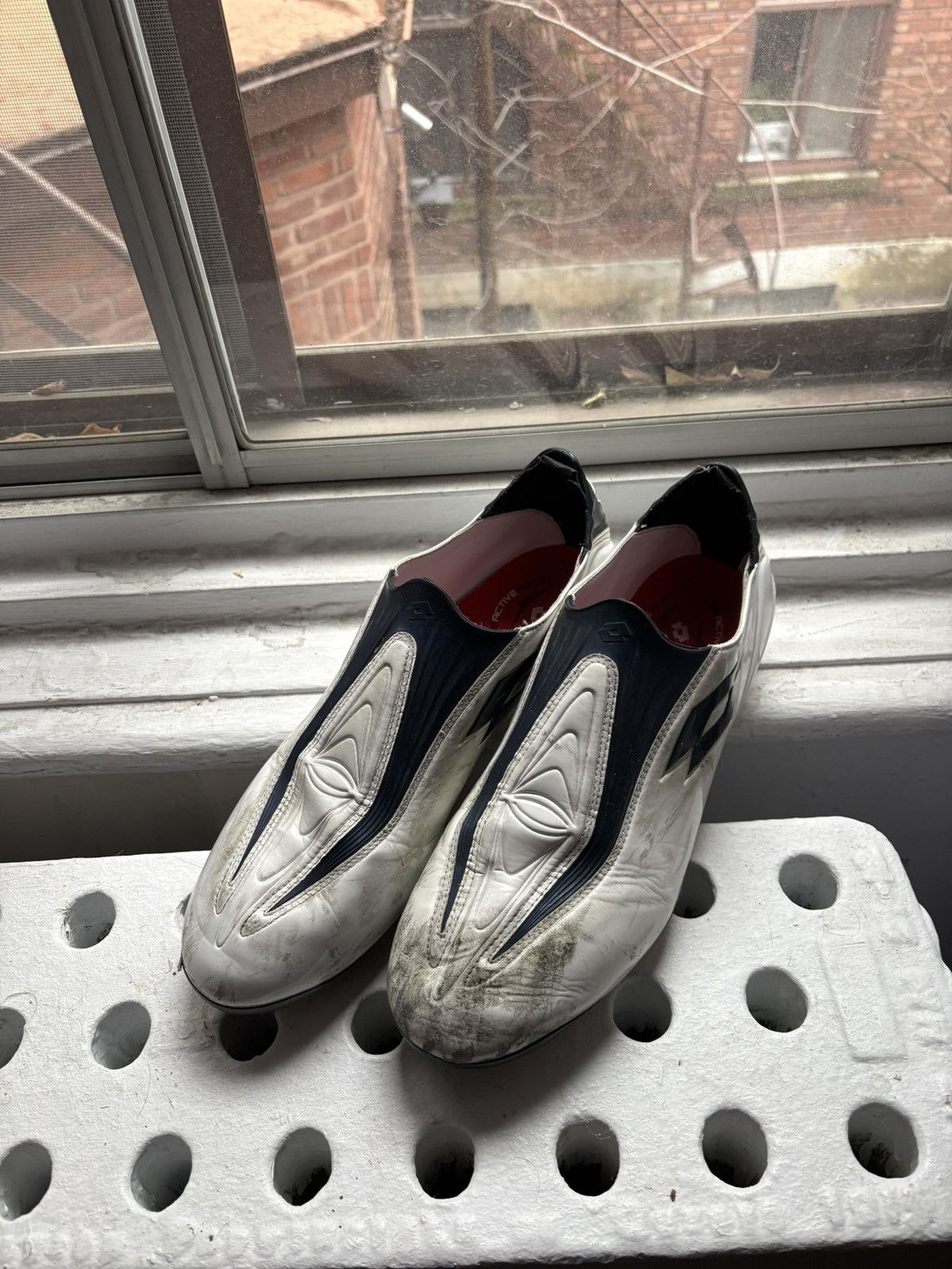 Lotto Sport Lotto Zero Gravity Soccer Cleats Size US 11 / EU 44 - 2 Thumbnail