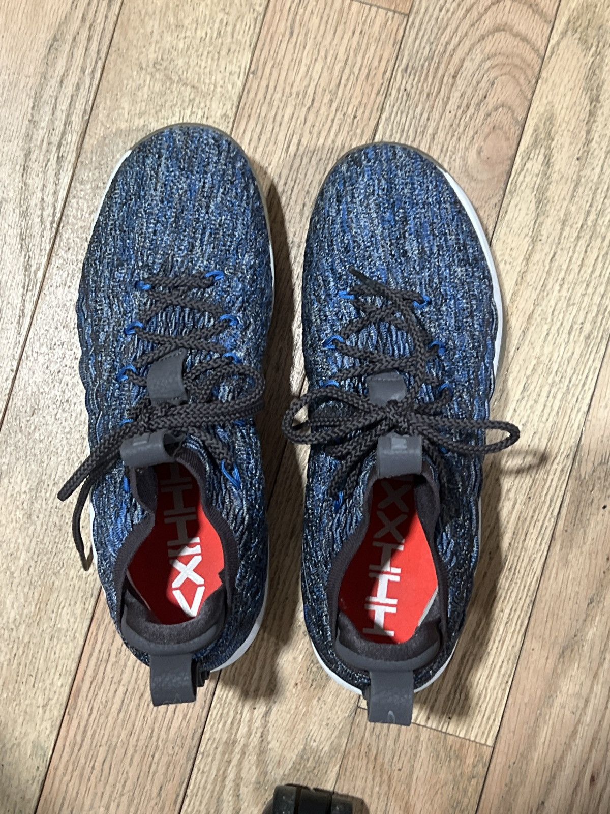 Nike Nike Lebron 15 Low “Signal Blue” Size US 10.5 / EU 43-44 - 8 Thumbnail