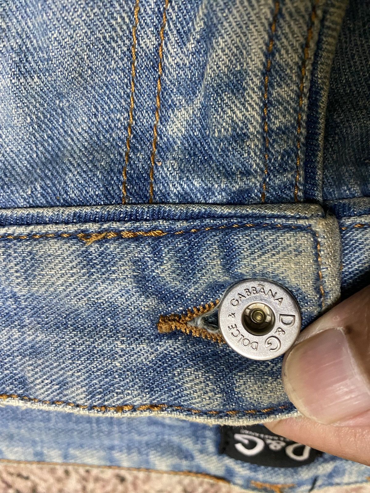 Dolce & Gabbana Rare Vtg Dolce & Gabbana Audacious Distressed Jeans Size US 34 / EU 50 - 19 Thumbnail