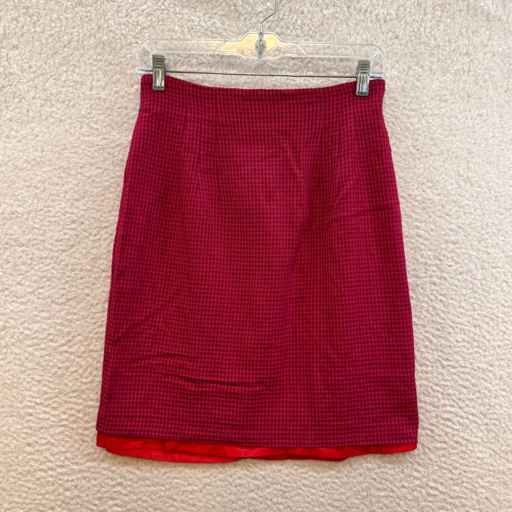 Vintage VINTAGE 80s 90s Knee High Skirt Red Houndstooth Mod Pinup Size 4 Adult Womens Size 27" / US 4 / IT 40 - 2 Thumbnail