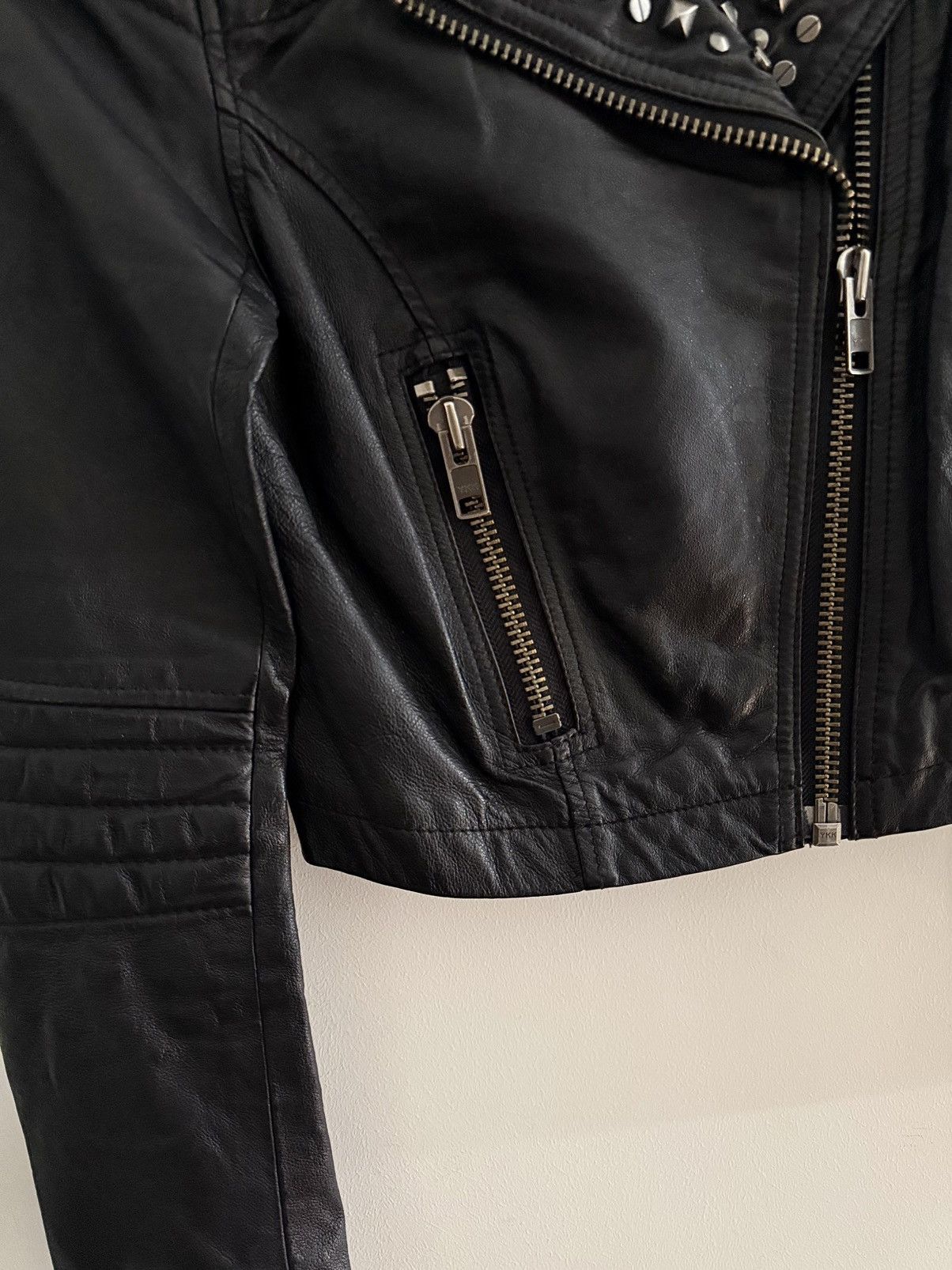 Japanese Brand Cropped Studded Leather Jacket Size US XS / EU 42 / 0 - 4 Thumbnail
