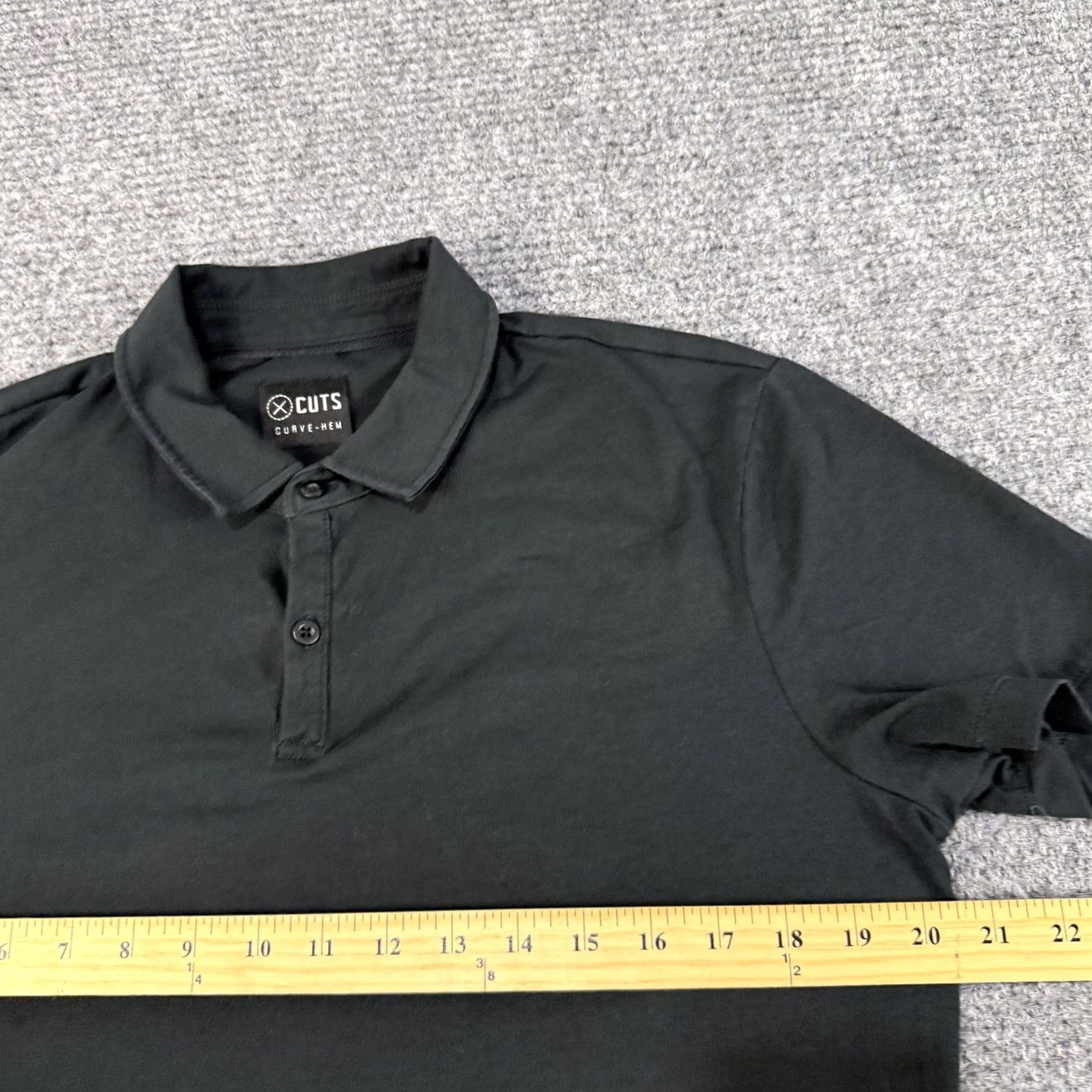 Cuts Cuts Polo Shirt Mens Medium Black Curve-Hem Short Sleeve Performance Golf Size US M / EU 48-50 / 2 - 6 Thumbnail