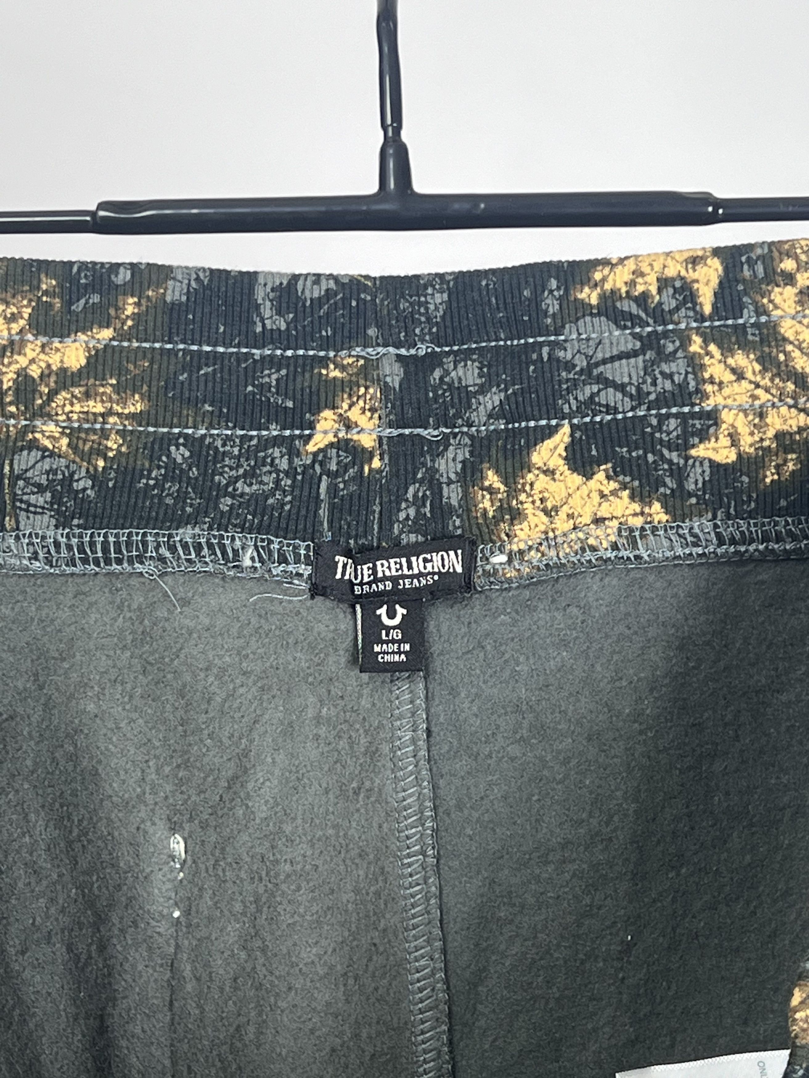 True Religion BRAND NEW BIG T LEAF CAMO LOGO JOGGER SIZE L Size US 34 / EU 50 - 8 Thumbnail