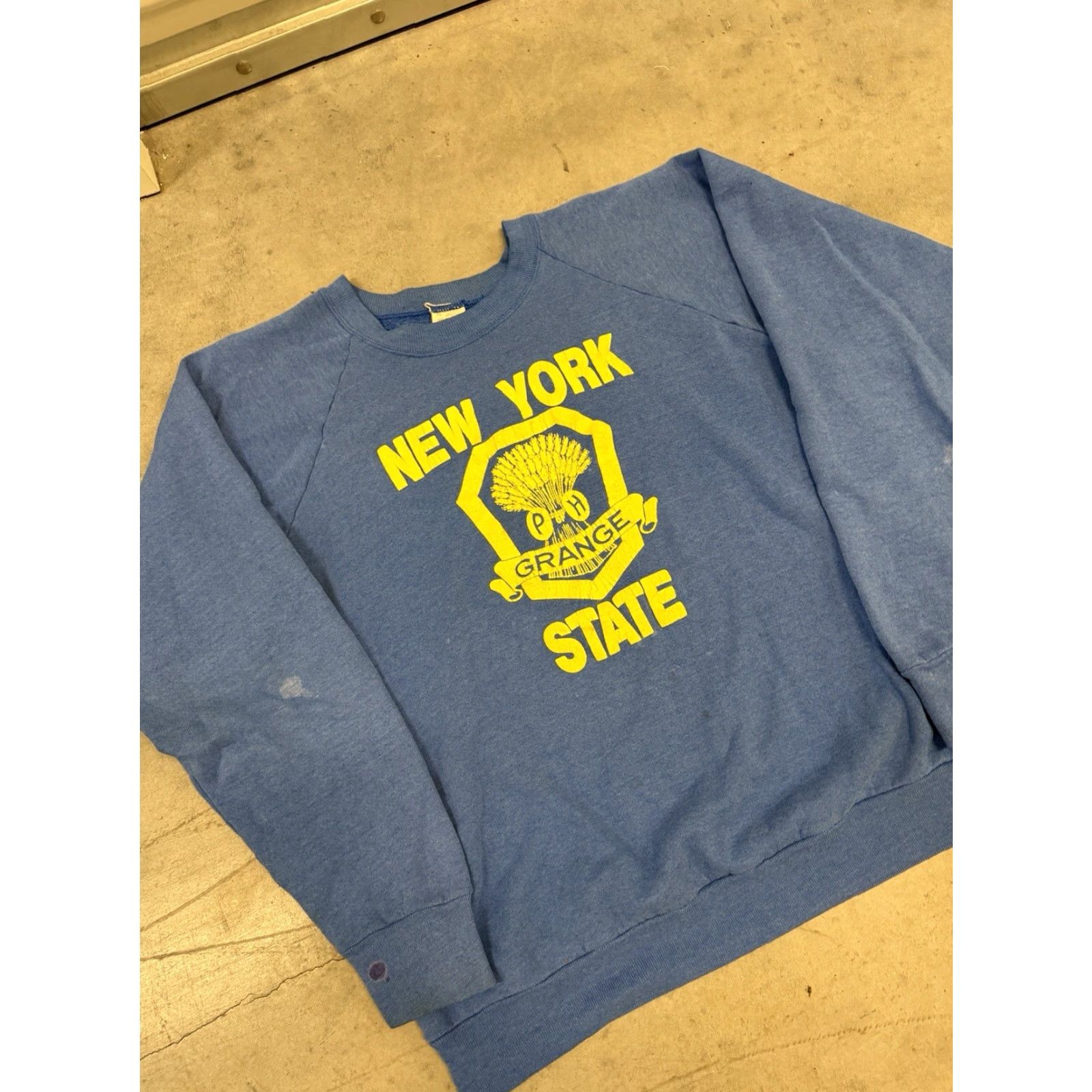 Fruit Of The Loom VINTAGE 80s Grange Farming NY Patrons of Husbandry Blue Sweatshirt XL Unisex Adults Pullover Crewneck Size US XL / EU 56 / 4 - 3 Thumbnail