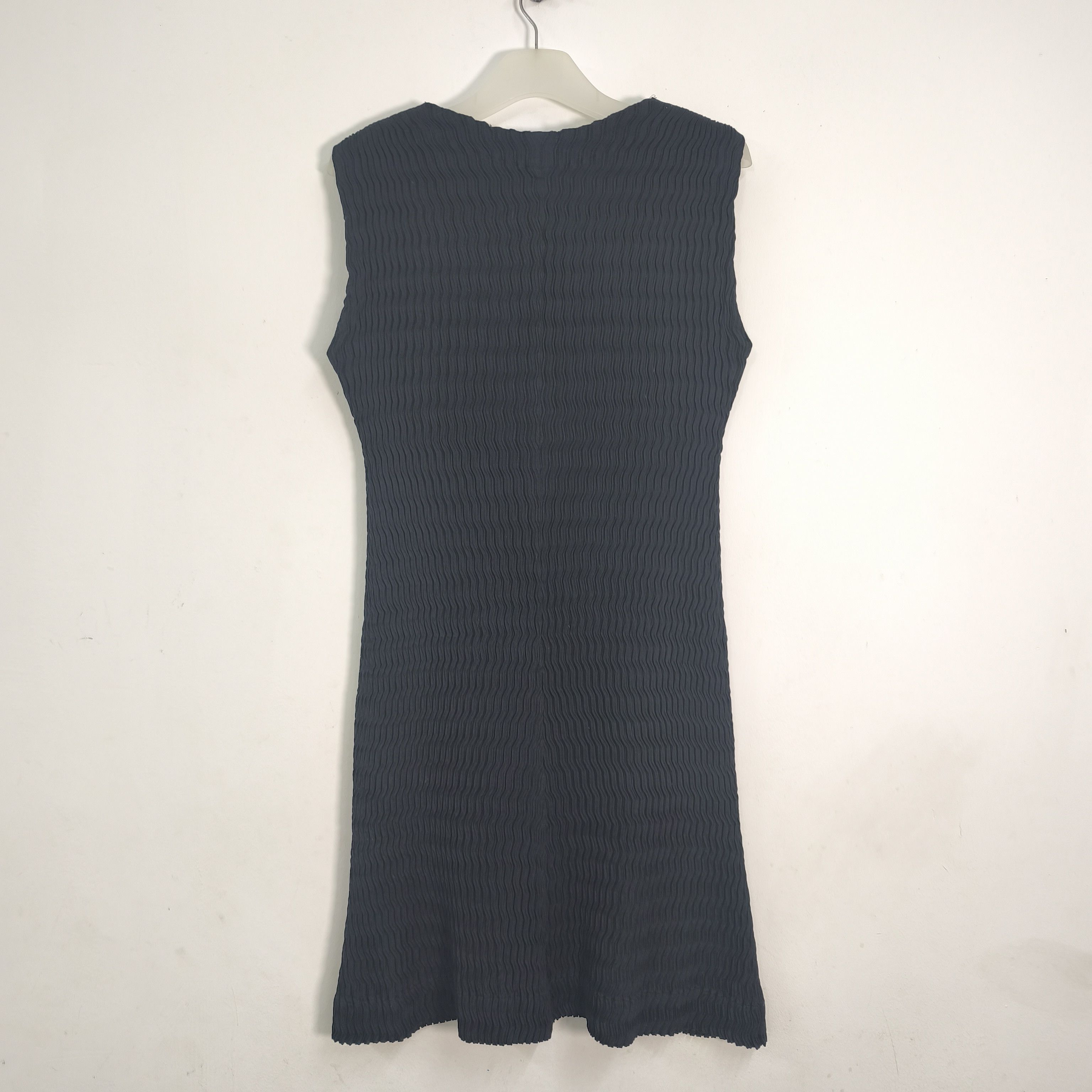 Pleats Please Issey Miyake Issey Miyake Pleats Please Sleeveless Dress Size M / US 6-8 / IT 42-44 - 7 Thumbnail