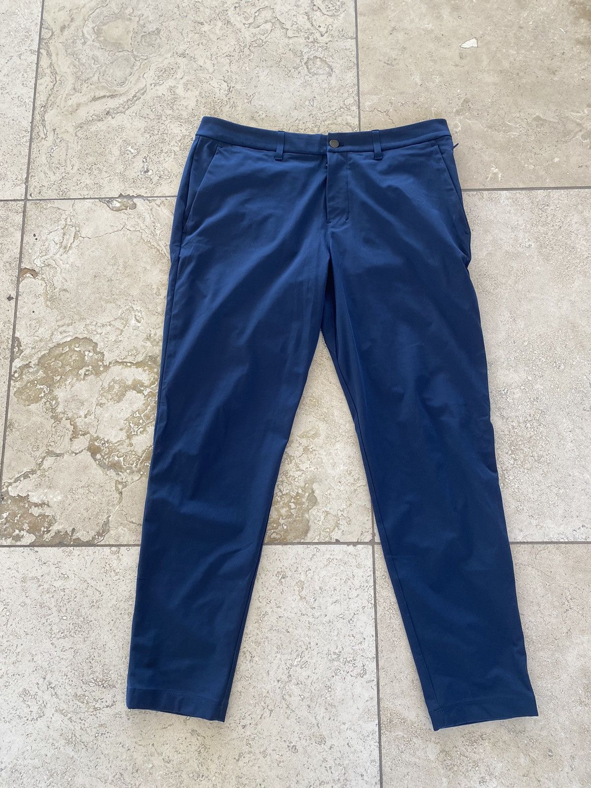 Lululemon Lululemon Commission Pants Slim Fit 34” Navy Size US 34 / EU 50 - 1 Thumbnail