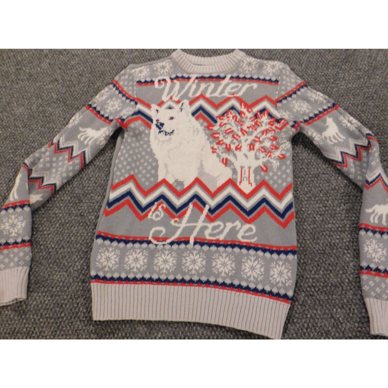 Vintage Game of Thrones Womens Sweater XS Gray Pullover Striped Wolf Knit Crew Neck pullover Winter Casual Regular Women Mens? Size XS / US 0-2 / IT 36-38 - 2 Thumbnail