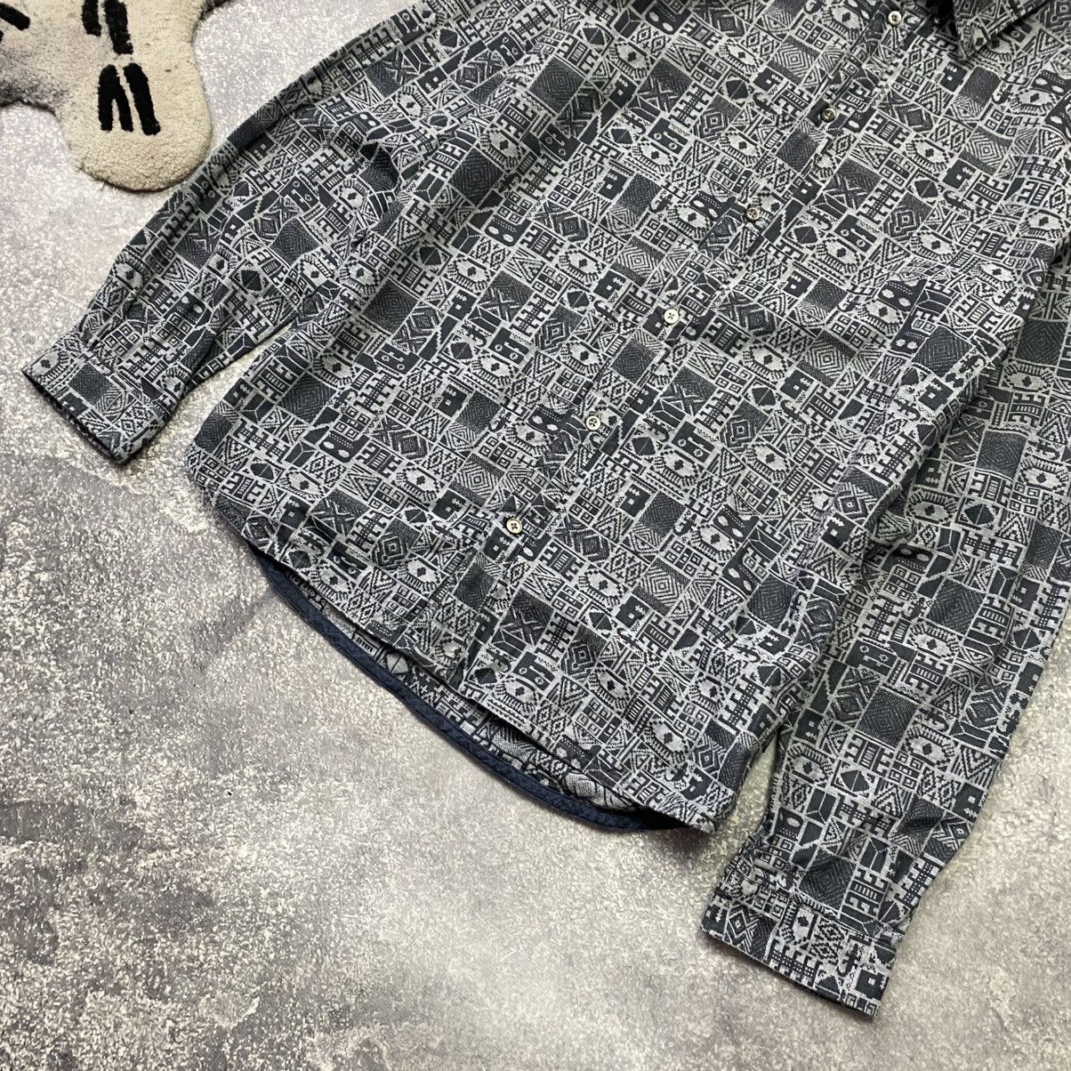 Paul Smith Luxury Paul Smith Graphic Button y2k shirt size S Size US S / EU 44-46 / 1 - 3 Thumbnail