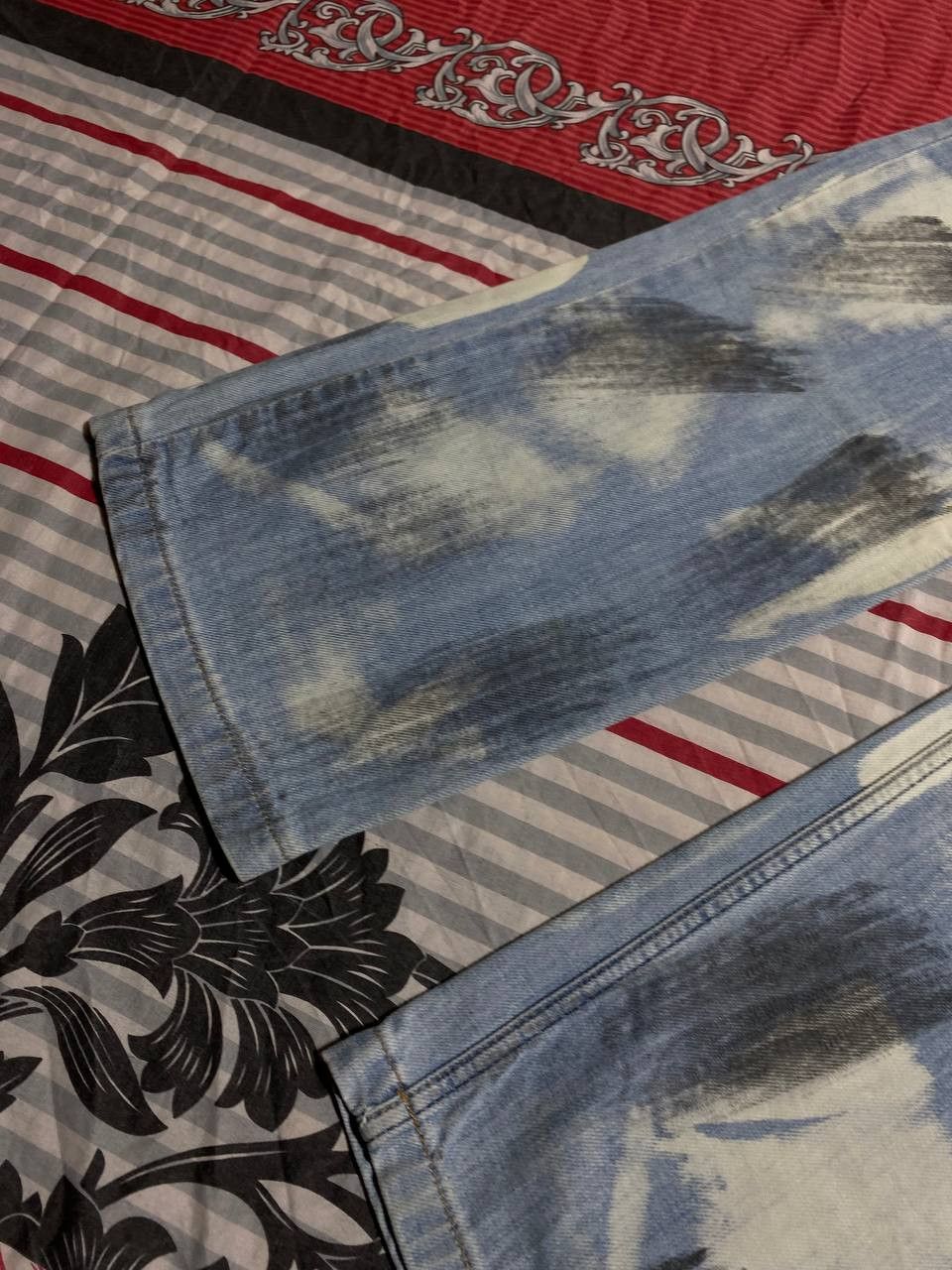 Japanese Brand Crazy Crash Dirty Baggy Faded Jean Japan Avant Garde Style Size US 34 / EU 50 - 4 Thumbnail
