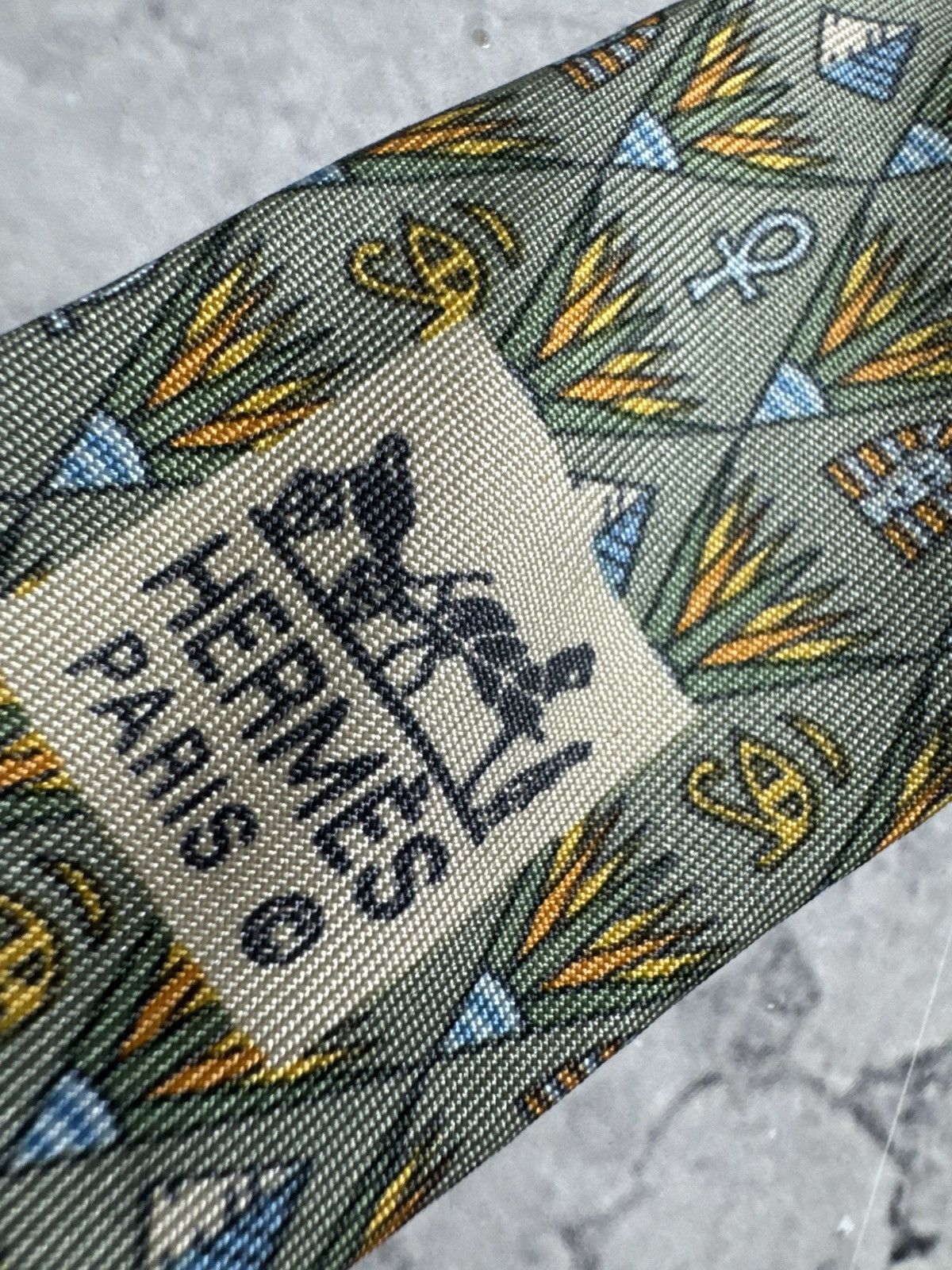 Hermes Hermes Paris Luxury 100% Silk Tie Size ONE SIZE - 2 Thumbnail