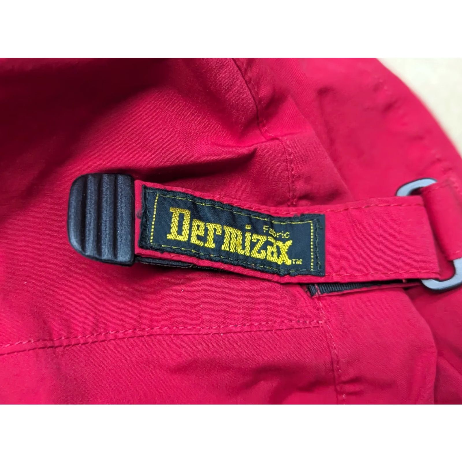 Vintage VINTAGE Bergans of Norway Mountain Cap Red 57-58 Trekking Dermizax Strap Beanie Mens / Unisex Adults M Size Warm Water Resistant - 200 characters max Size ONE SIZE - 3 Thumbnail