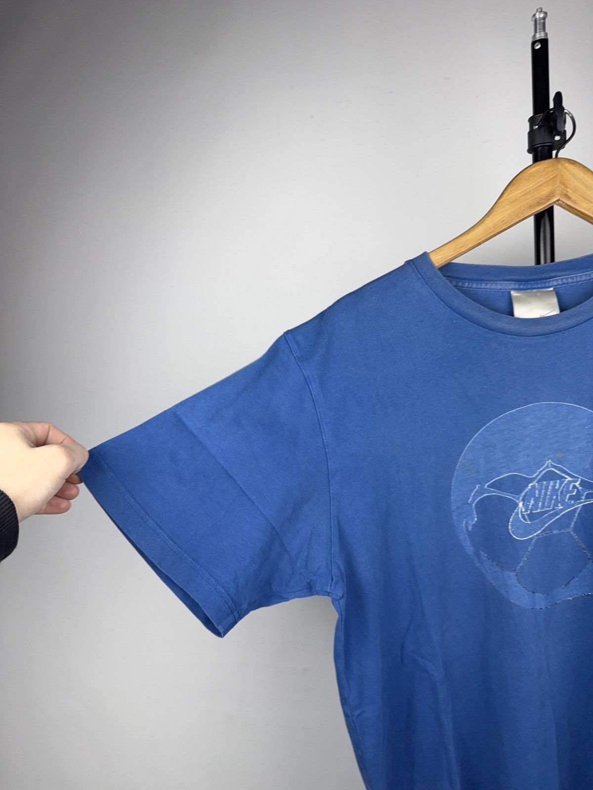 Nike Vintage 00s Y2K Nike Soccer Ball Logo Tee 2000s Turkey Made Size US L / EU 52-54 / 3 - 2 Thumbnail
