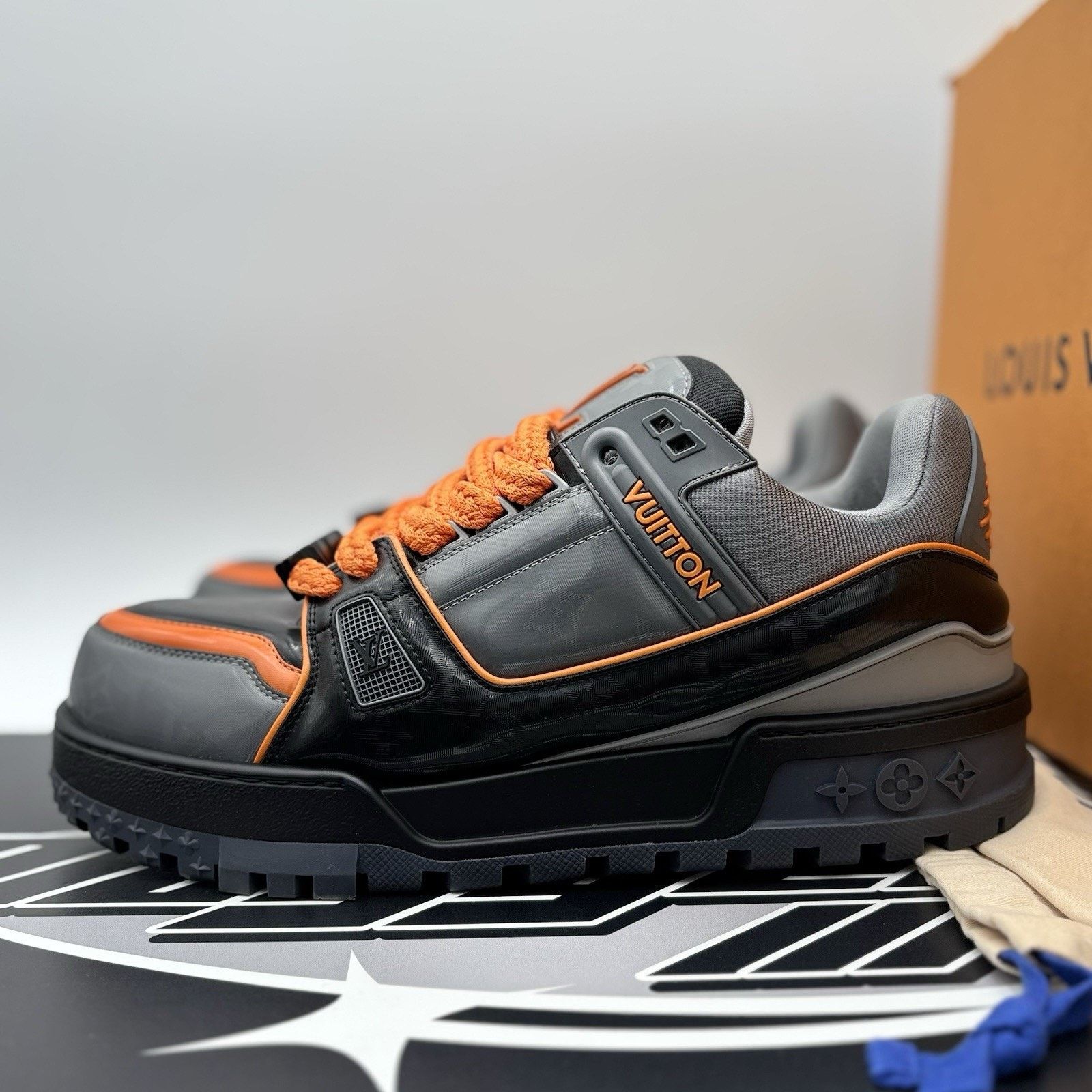 Louis Vuitton 11-11.5 Louis Vuitton Maxi ' Black, Orange ' | SUPER CLEAN! Size US 11.5 / EU 44-45 - 1 Thumbnail