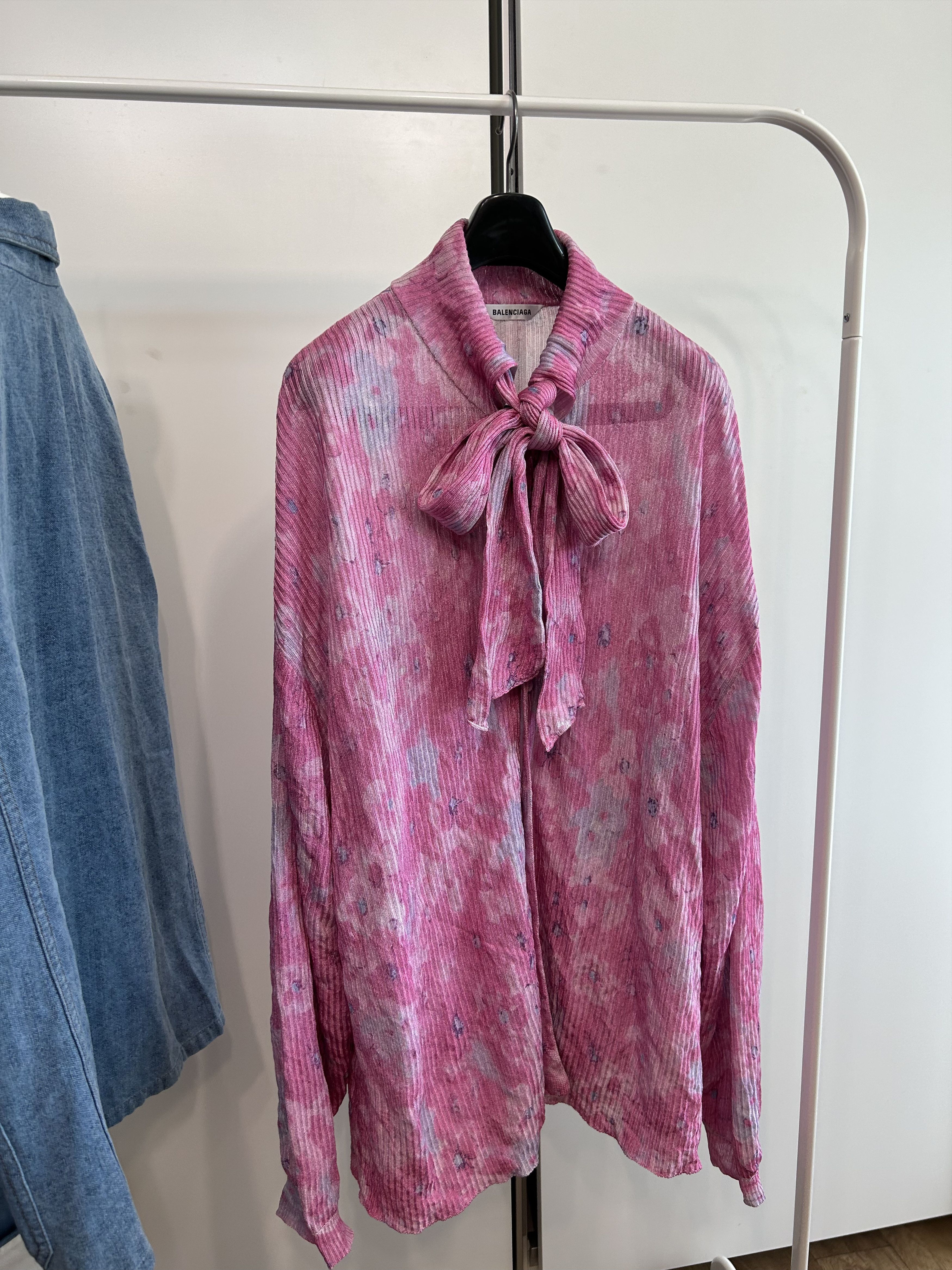 Balenciaga BALENCIAGA Self-Tie Pleated Floral Collection Shirt Size US XL / EU 56 / 4 - 1 Thumbnail