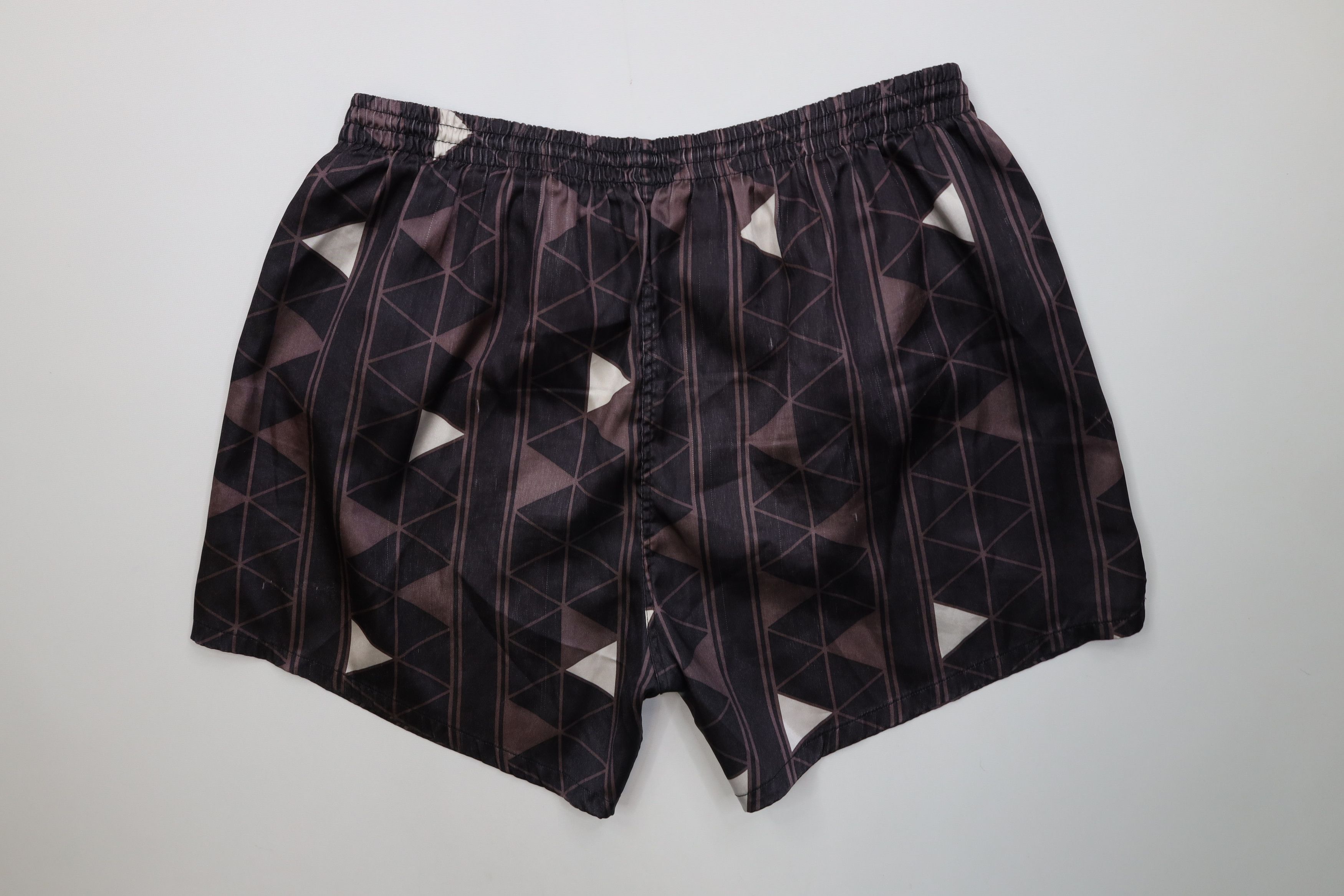 Vintage Vintage 90s Geometric Running Jogging Soccer Shorts Size US 34 / EU 50 - 11 Thumbnail