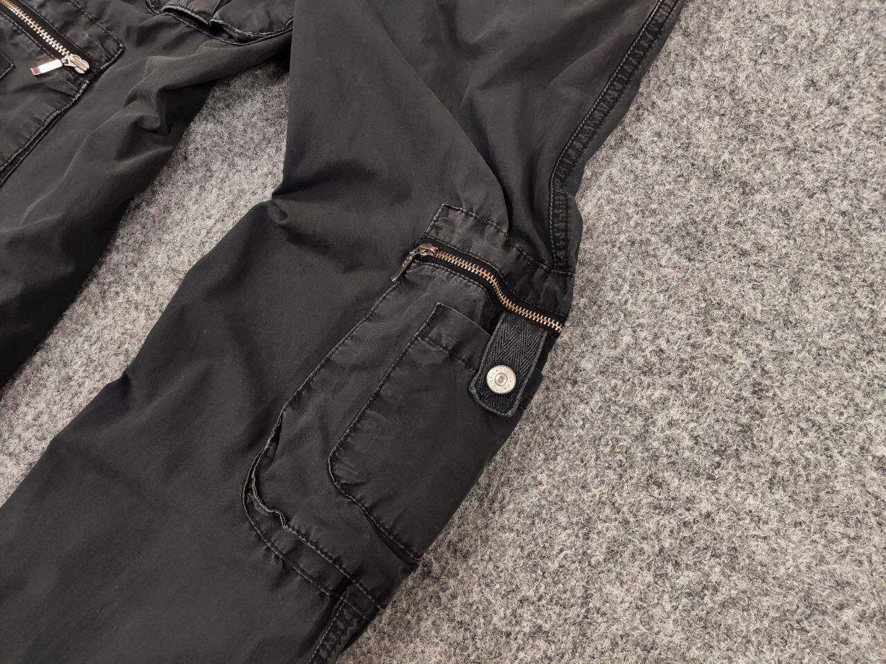 Japanese Brand Vintage 90's Japan Style Parachute Black Faded Cargo Pants Size US 30 / EU 46 - 5 Thumbnail