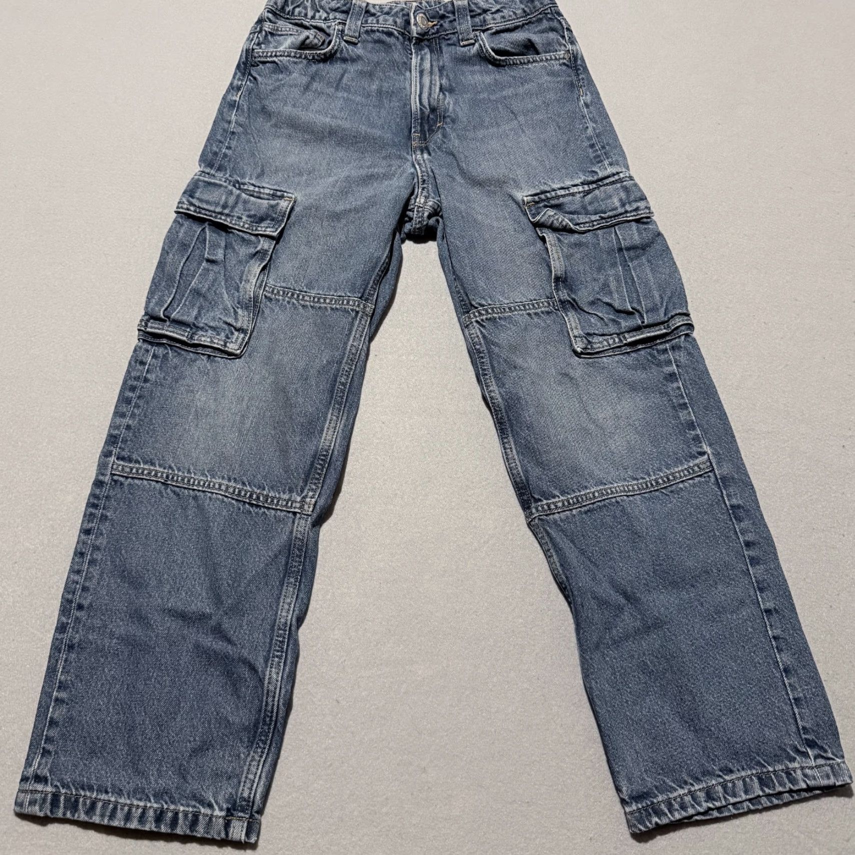 H&M H&M Cargo Jeans Women Blue Denim Mid Rise Straight Loose Fit Pockets 14 90s Cargo Jeans Womens Blue Denim Mid Rise Straight Loose Fit Pockets 14 Size 36" / US 14 / IT 50 - 2 Thumbnail