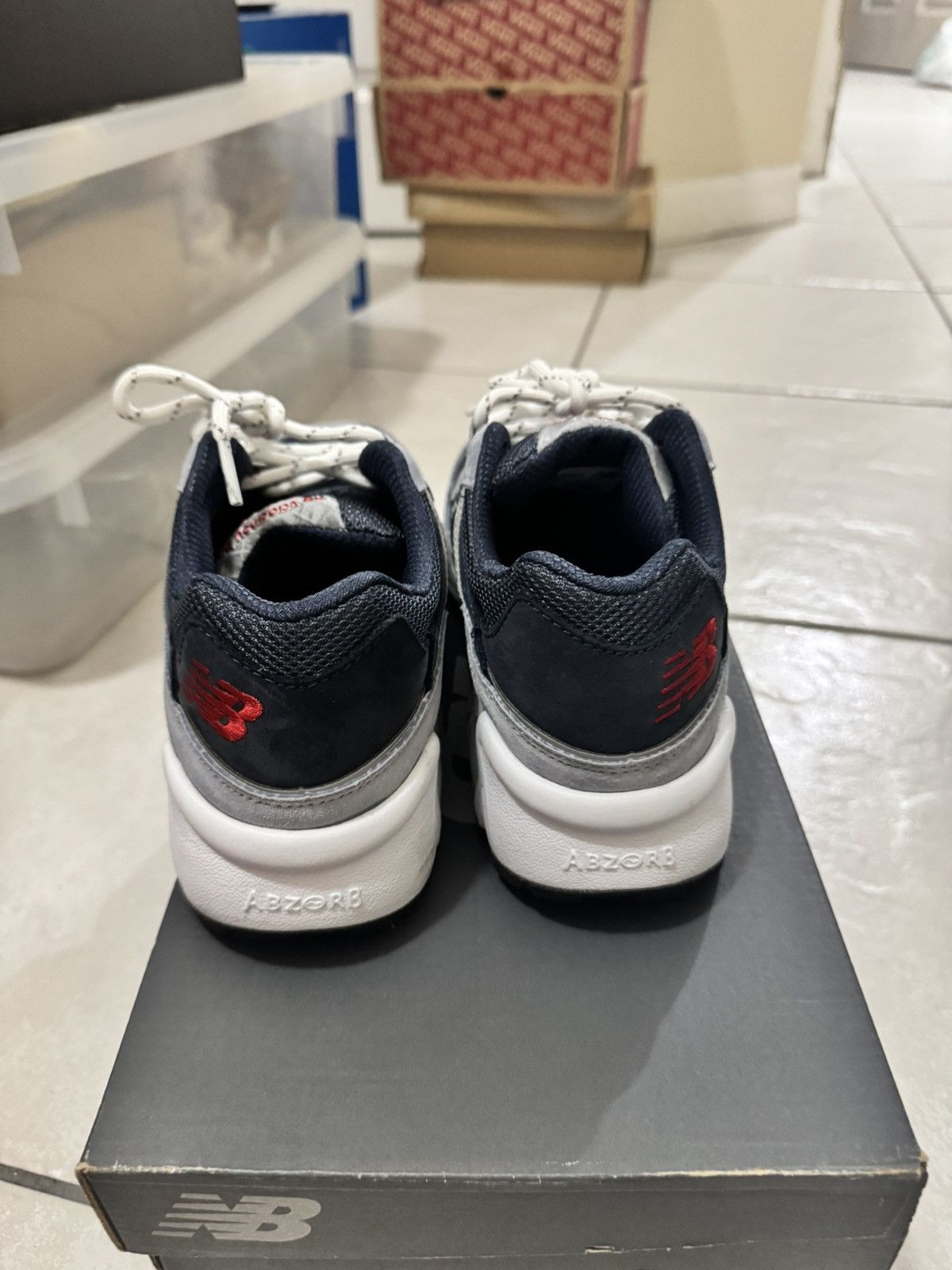 New Balance × No Vacancy Inn New Balance 850 x No Vacancy Inn Size US 7 / EU 40 - 4 Thumbnail