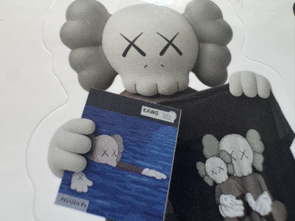 Kaws × Uniqlo 10 HIGH QUALITY Kaws Stickers Phaidon x Uniqlo Book LIMITED Size ONE SIZE - 2 Thumbnail