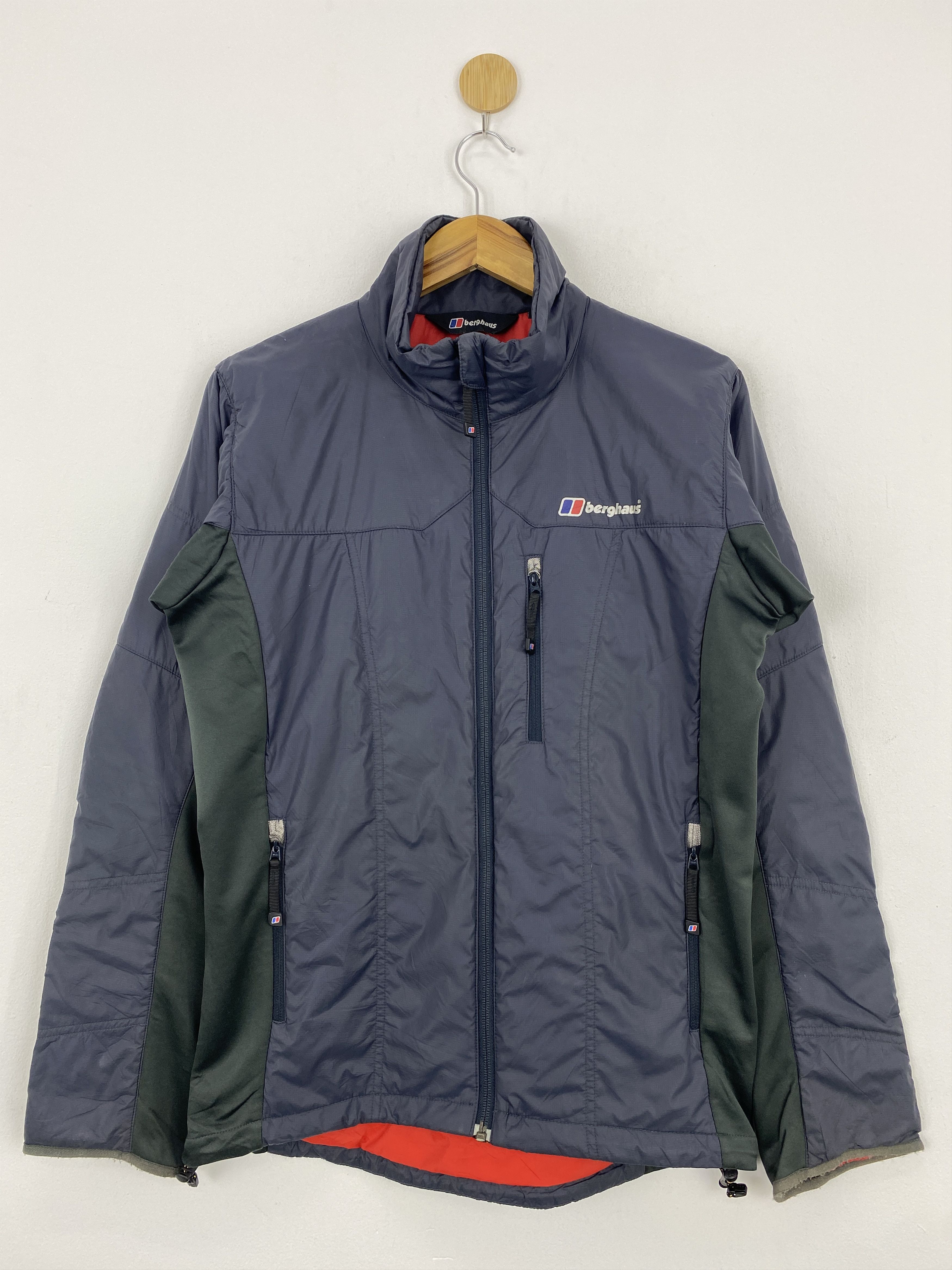 Berghaus Vintage Berghaus Windbreaker Trail Outdoor Jacket J1854 Size US S / EU 44-46 / 1 - 1 Thumbnail
