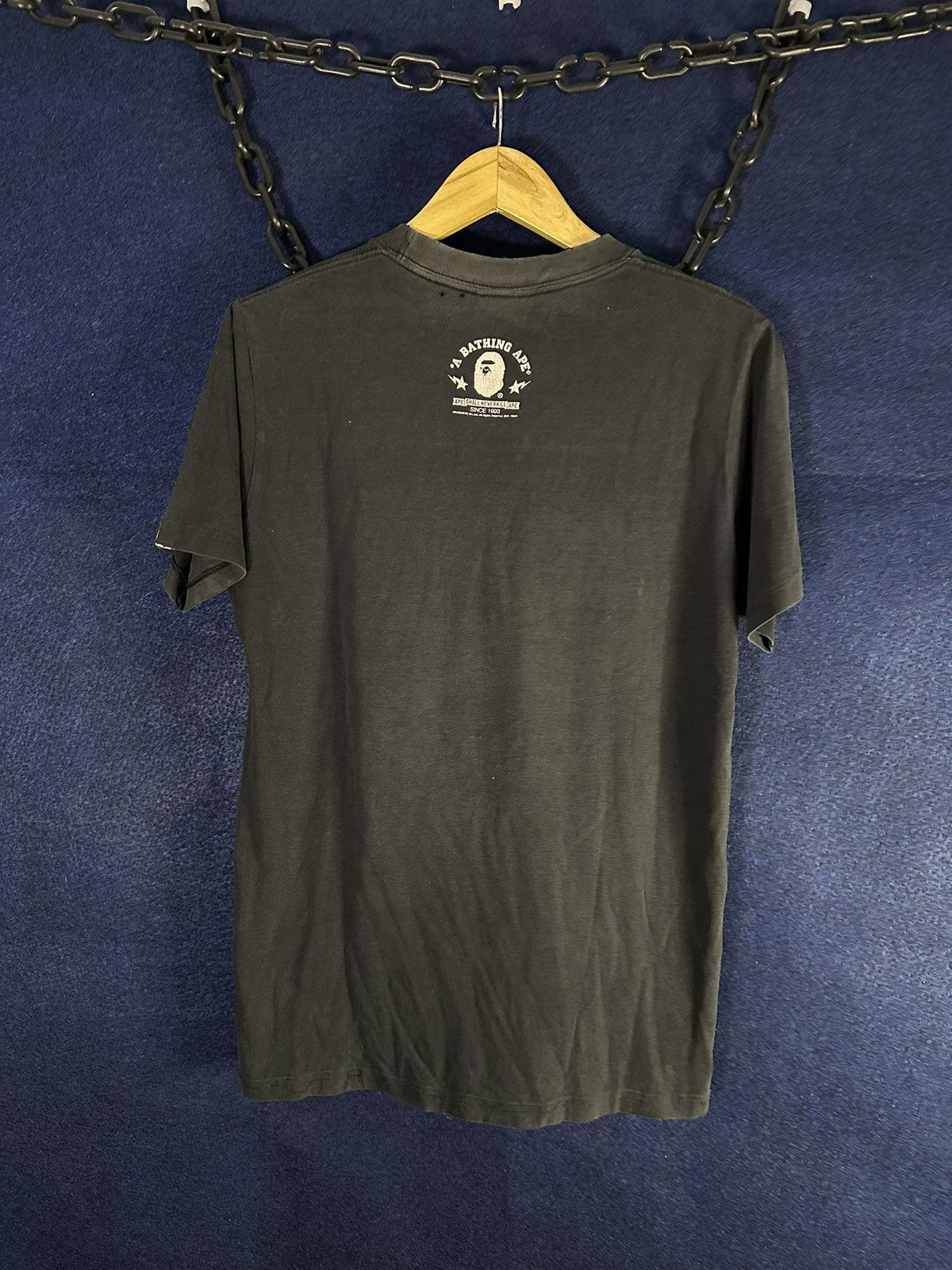 Bape Thrashed Vintage Bathing Ape Sun Faded Japan Tee Size US M / EU 48-50 / 2 - 10 Thumbnail