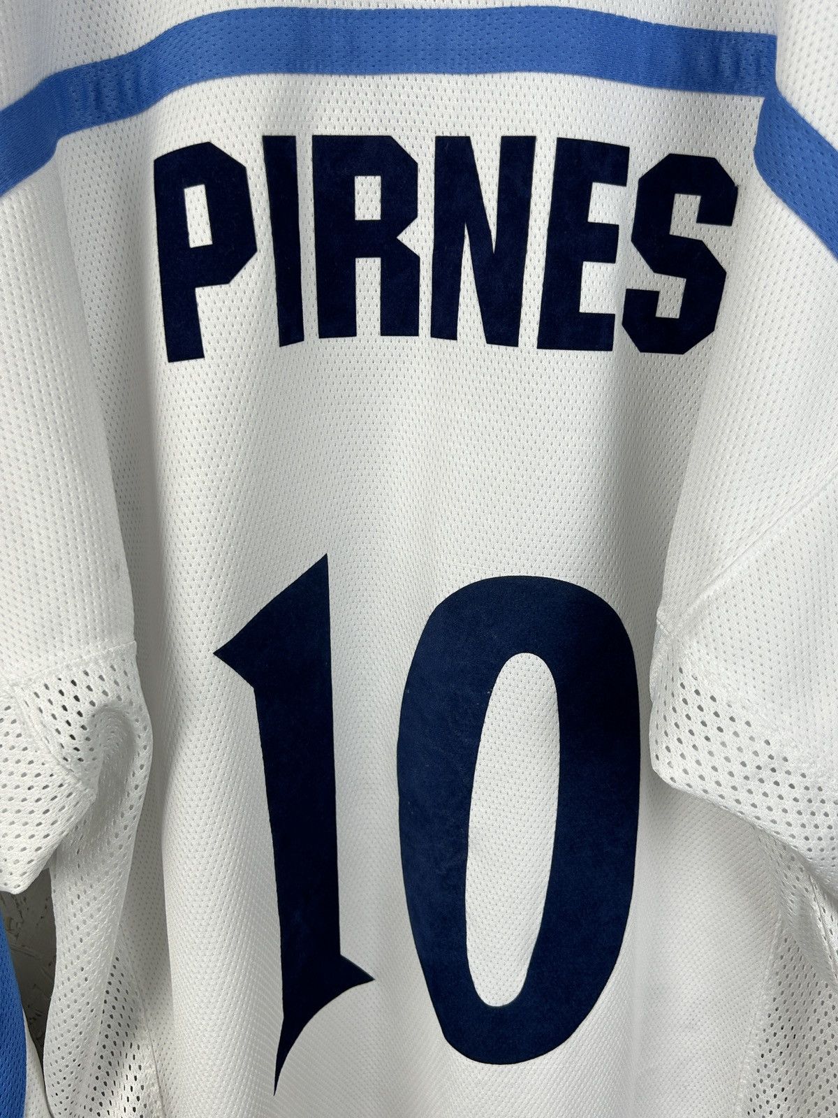NHL 90s Vintage Finland #10 Pirnes Hockey IIHF Home Jersey Size US M / EU 48-50 / 2 - 5 Thumbnail