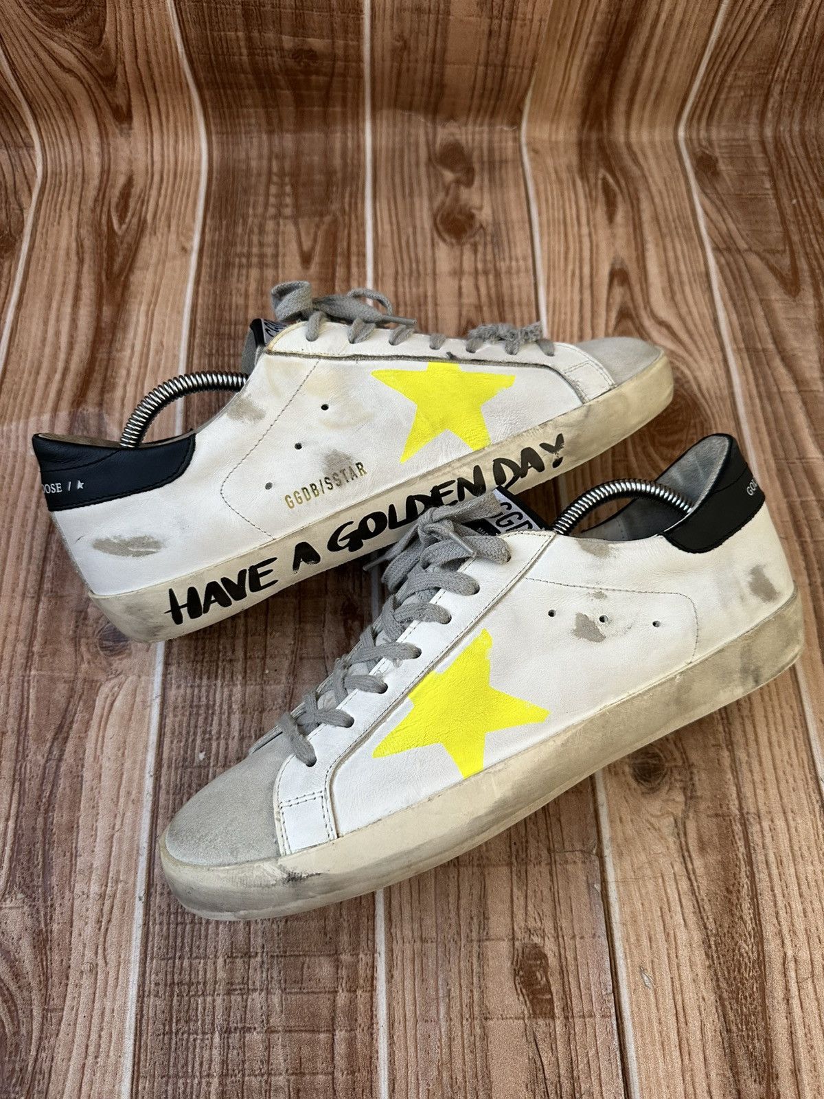 Golden Goose Golden Goose ‘Have a Golden Day’ White Leather/Suede Lowtops Size US 10 / EU 43 - 10 Thumbnail