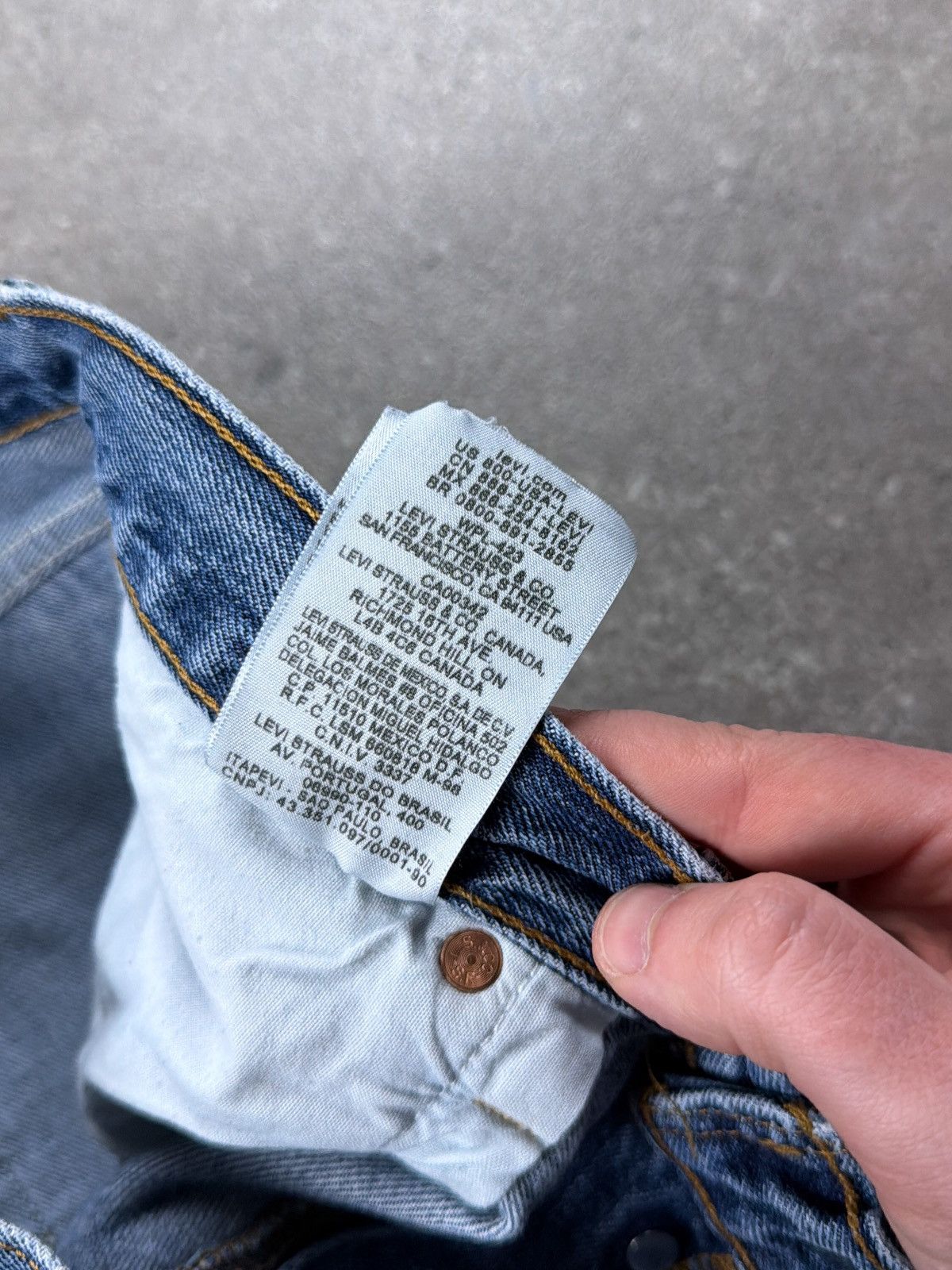 Levi's 00s Levi’s 501 straight denim jeans Size US 36 / EU 52 - 7 Thumbnail