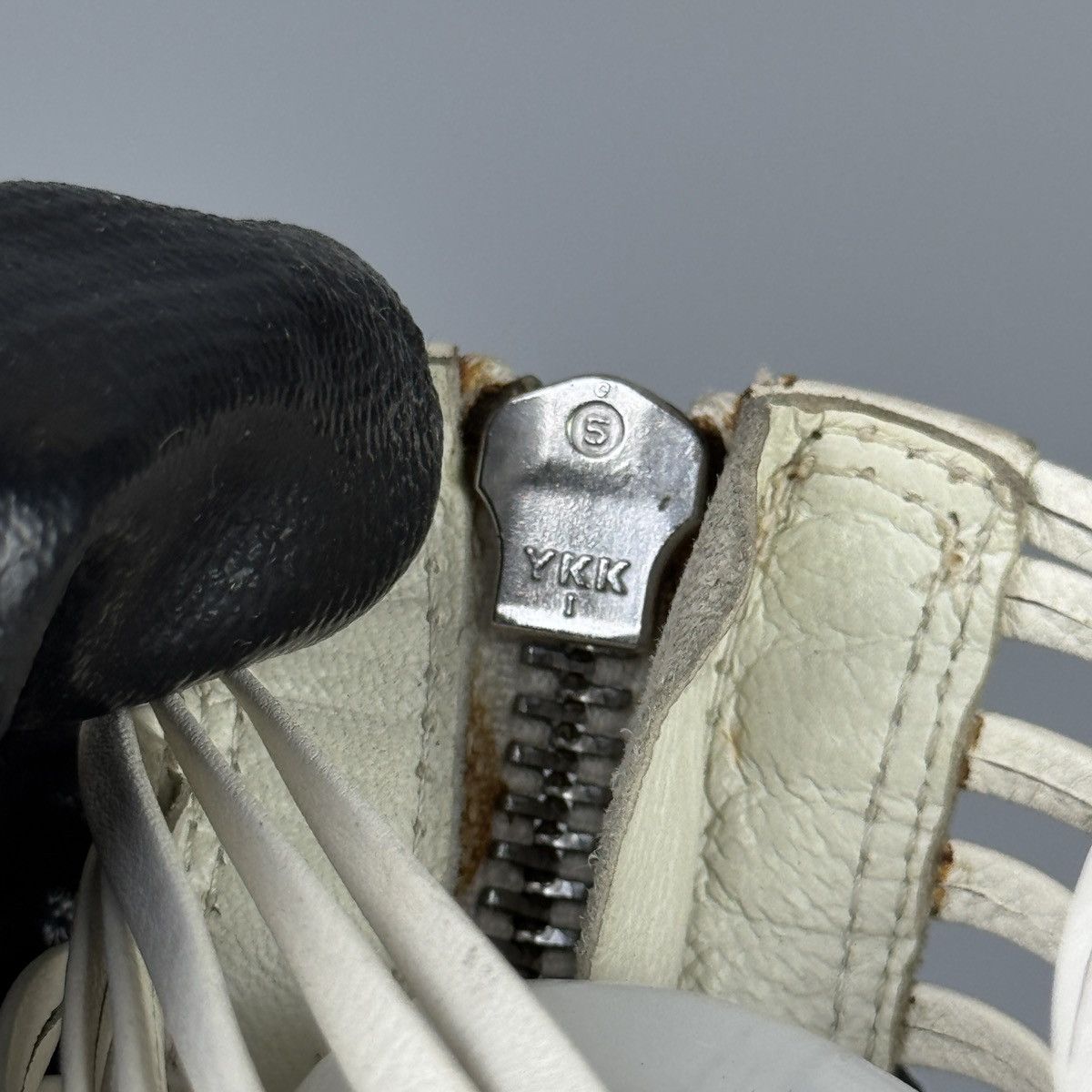 Ann Demeulemeester Ann Demeulemeester - White Braided Gladiator Sandals Size US 6 / IT 36 - 14 Thumbnail