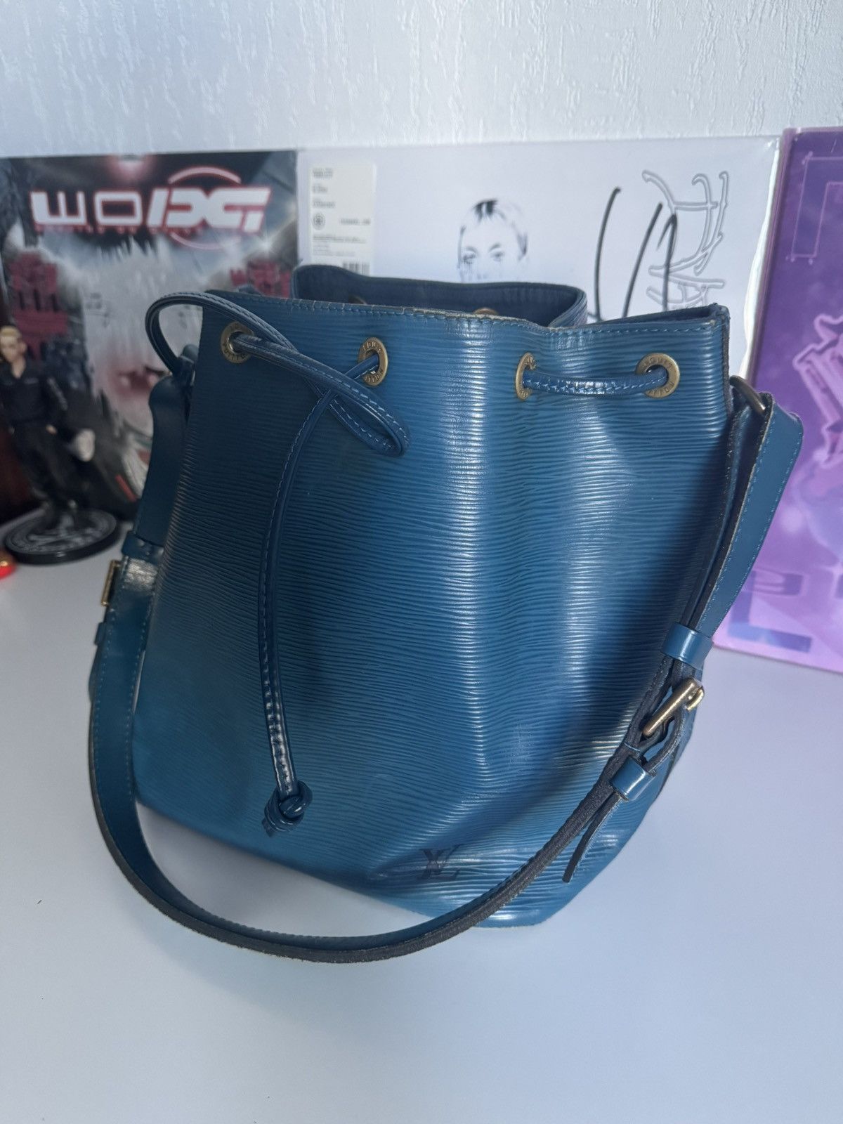 Louis Vuitton Louis Vuitton Noé leather crossbody bag luxury Designer Size ONE SIZE - 2 Thumbnail