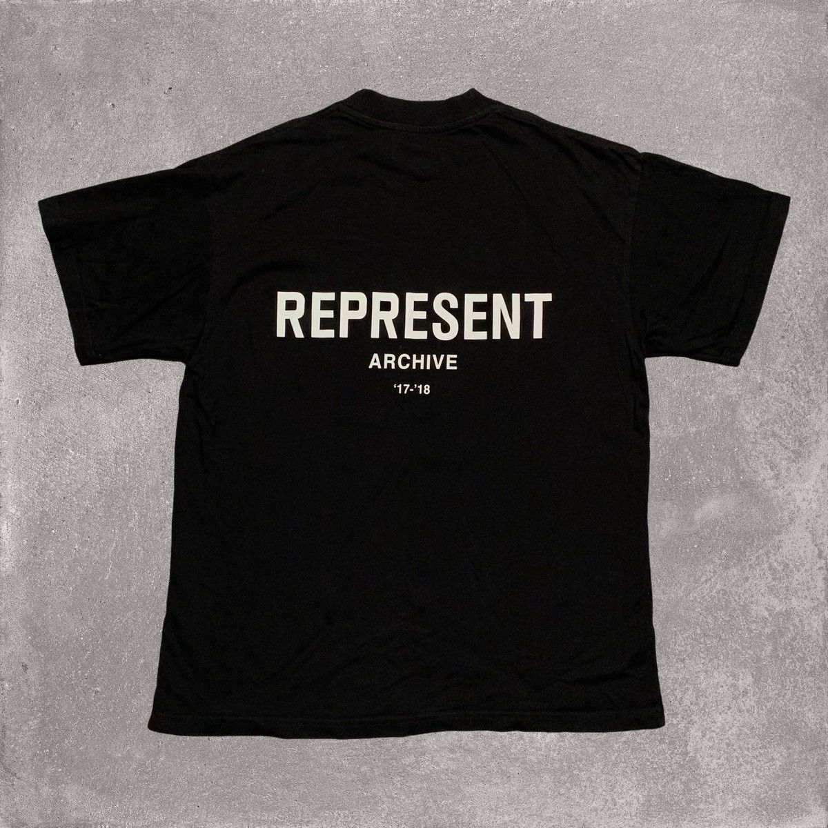 Represent Clo. Represent Small Battle Archive Jet Black Tee Size US S / EU 44-46 / 1 - 2 Thumbnail