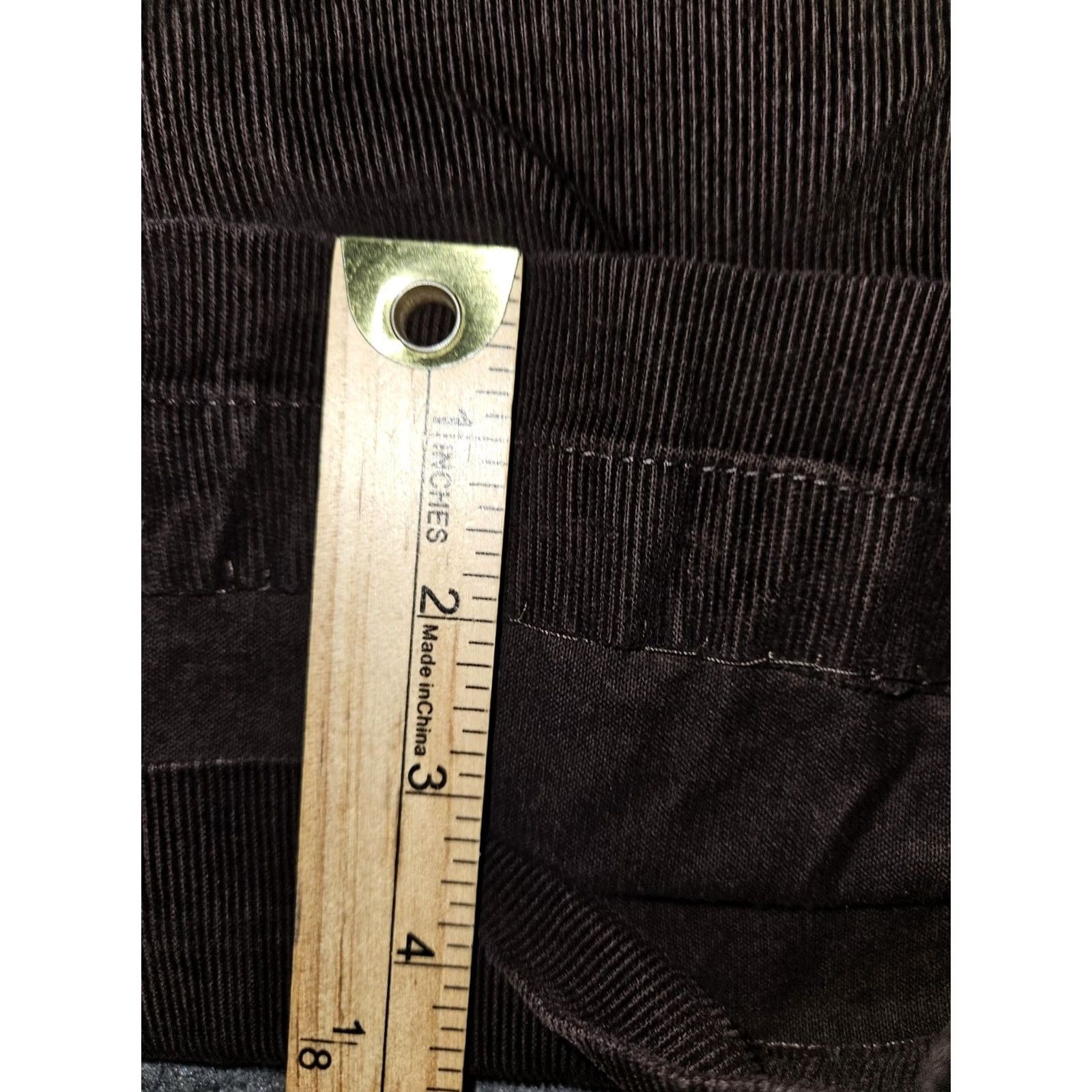 Eddie Bauer Eddie Bauer Pants Womens 18Petite Brown Corduroy Slightly Curvy Flared Knit? (Note: This line may be replaced with the final title below) Size 40" / US 18 - 7 Thumbnail