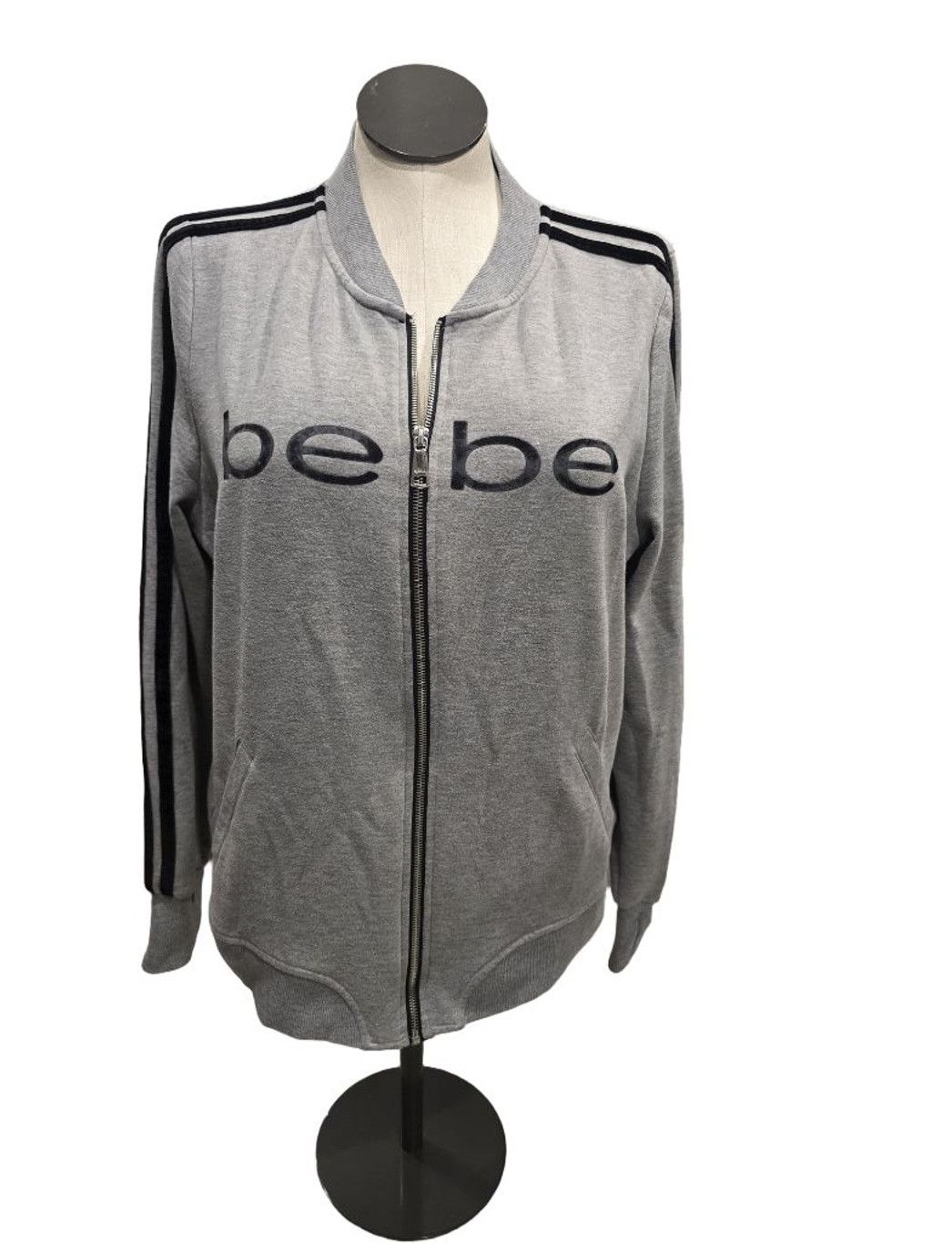 Bebe Women's Bebe Gray Zipper Front Sweatshirt Size 1X Size XL / US 12-14 / IT 48-50 - 1 Thumbnail