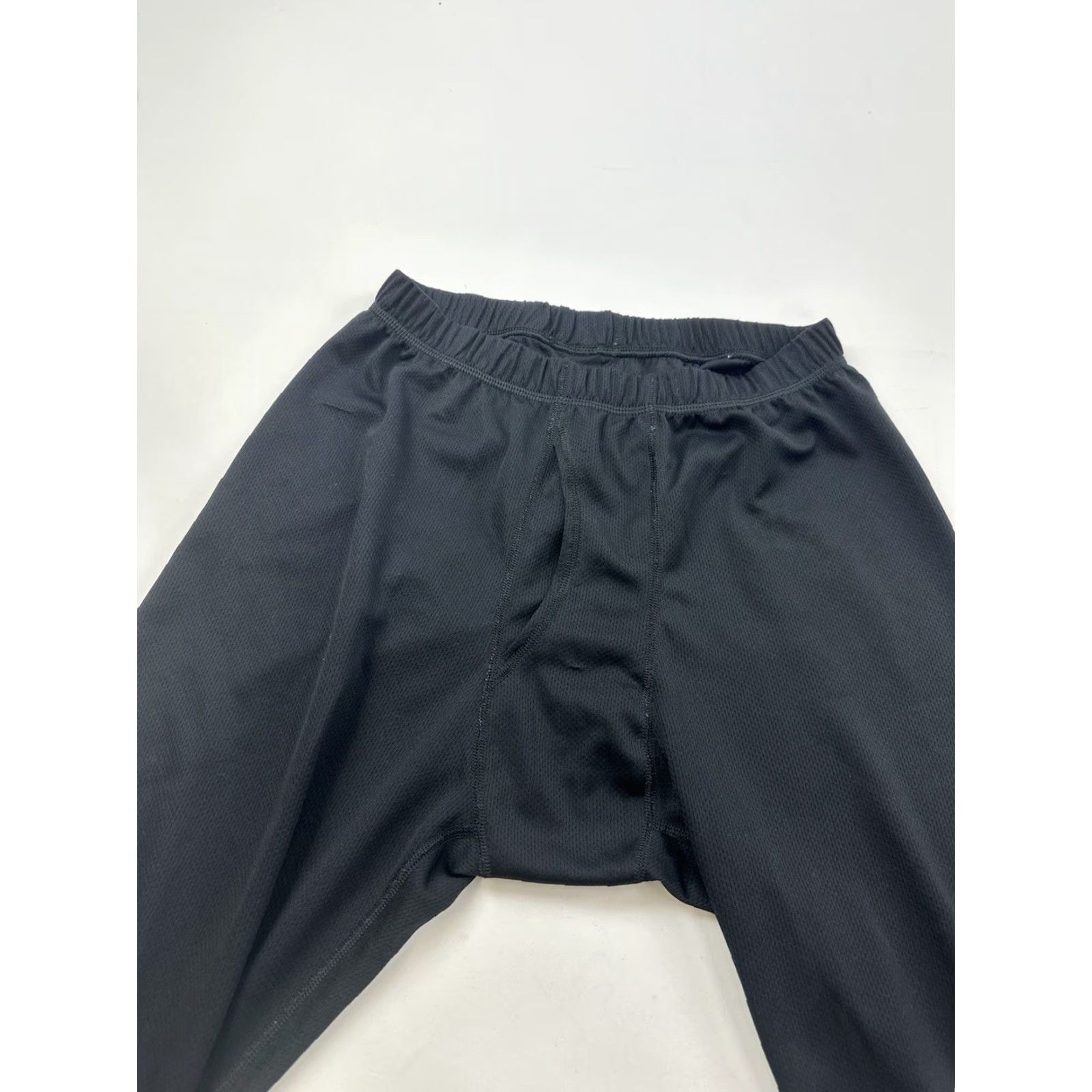 Layer 8 Columbia Men’s Compression Base Layer Pants Black Leggings Athletic Tapered 28 Inseam Mens Regular Knit Polyester Spandex Size US 31 - 3 Thumbnail