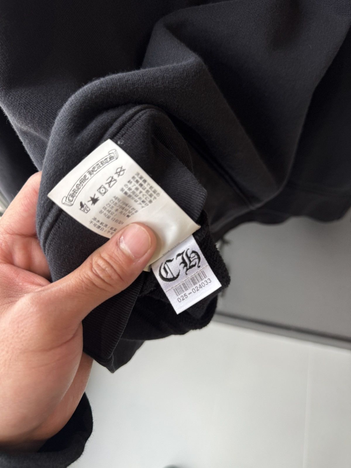 Chrome Hearts Chrome Hearts premium vertical logo crewneck Size US L / EU 52-54 / 3 - 6 Thumbnail
