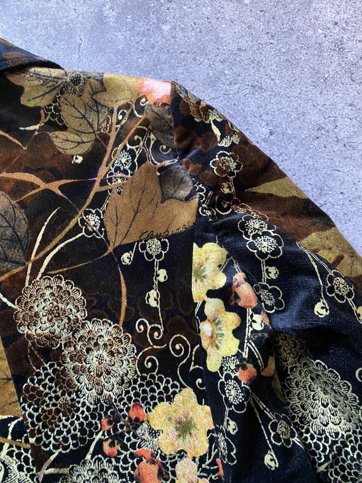 Roberto Cavalli Luxury Class Roberto Cavalli Blazer Vintage Floral Italy Size L / US 10 / IT 46 - 22 Thumbnail