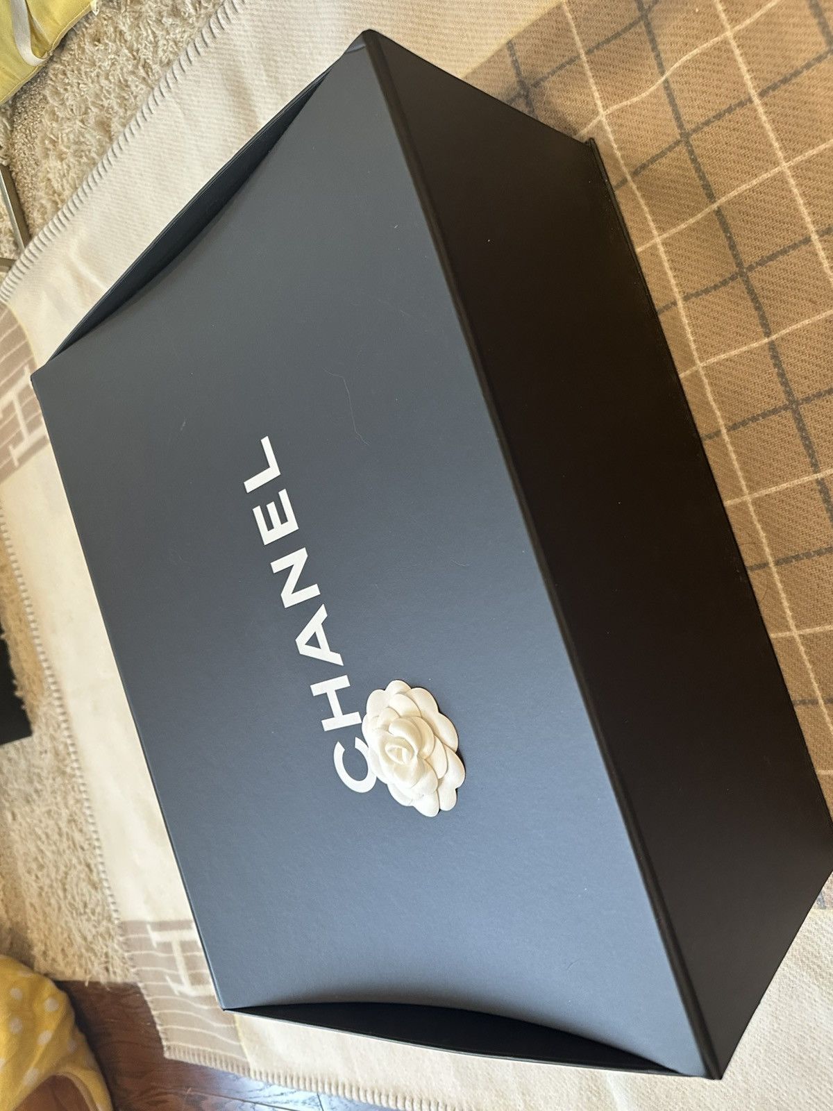 Chanel Authentic Chanel 21B Rabbit Hair Hat size M Size ONE SIZE - 17 Thumbnail