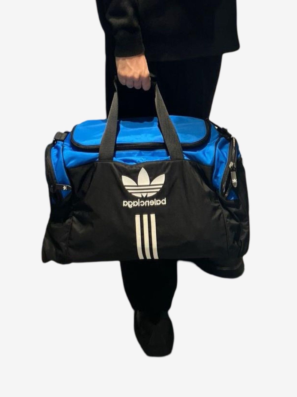 Balenciaga Balenciaga x Adidas Blue Black Duffle Bag Size ONE SIZE - 3 Thumbnail