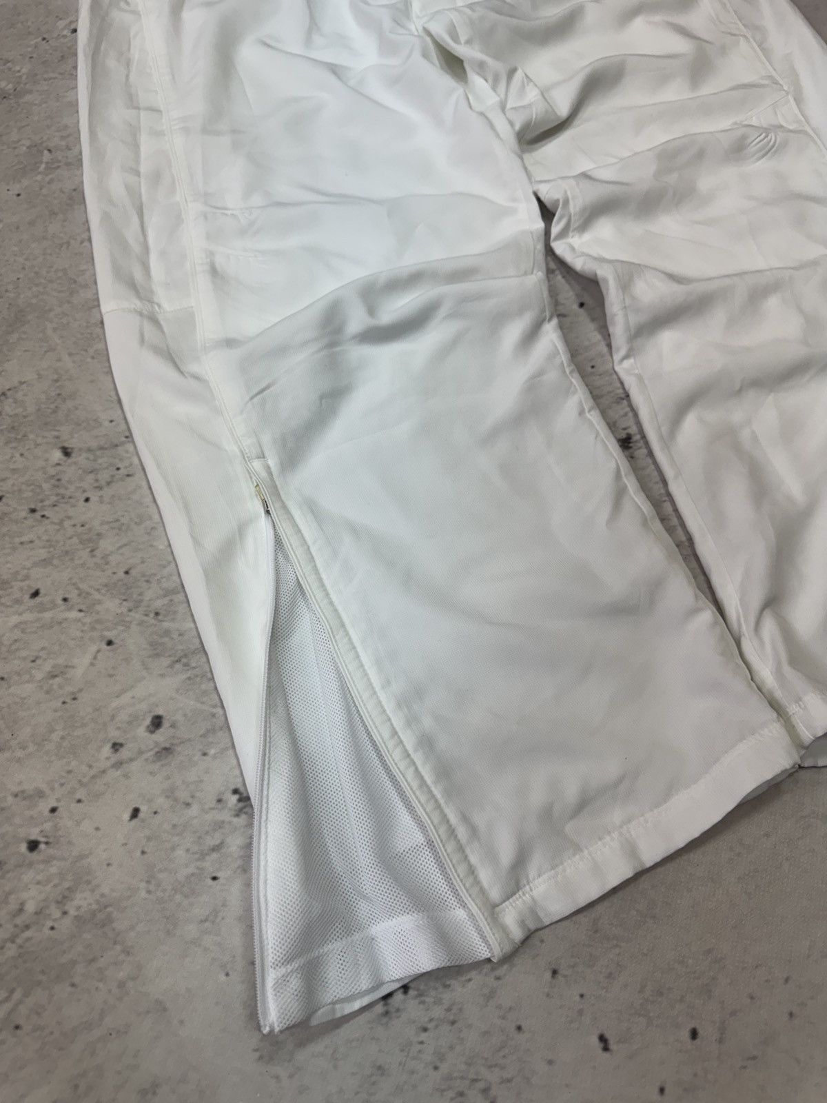 Nike × Vintage NIKE NYLON VINTAGE Y2K OVERSIZE BAGGY FIT PANTS SWEATPANTS Size US 34 / EU 50 - 9 Thumbnail