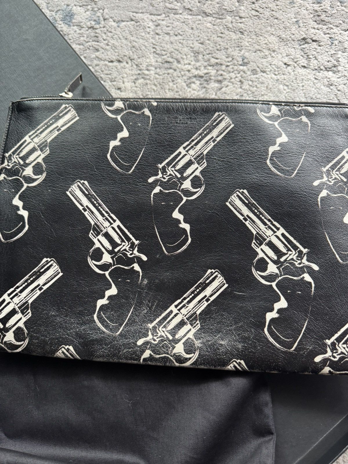 Saint Laurent Paris Saint Laurent Pop Gun Zipped Leather Clutch Bag Size ONE SIZE - 3 Thumbnail