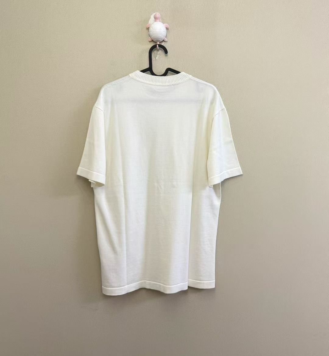 Louis Vuitton Louis Vuitton White Gold Trim Logo Short Sleeve Size US L / EU 52-54 / 3 - 4 Thumbnail