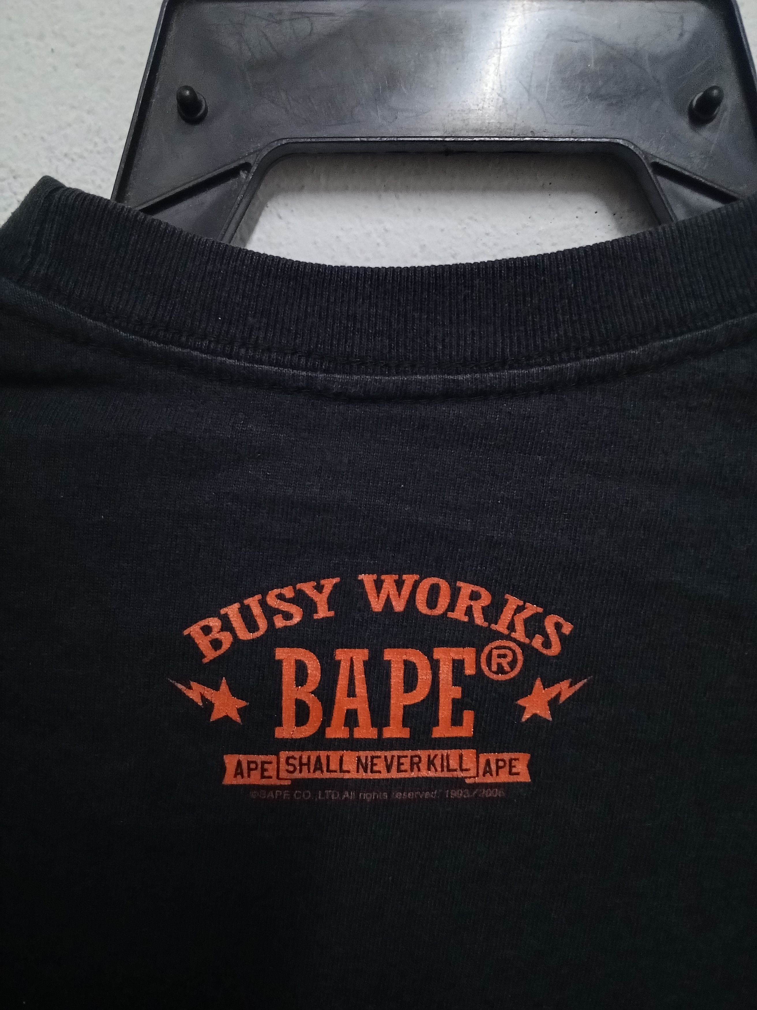 Bape 💥Y2K💥BAPE 2006 - BUSY WORK BLACK TSHIRT Size US S / EU 44-46 / 1 - 9 Thumbnail