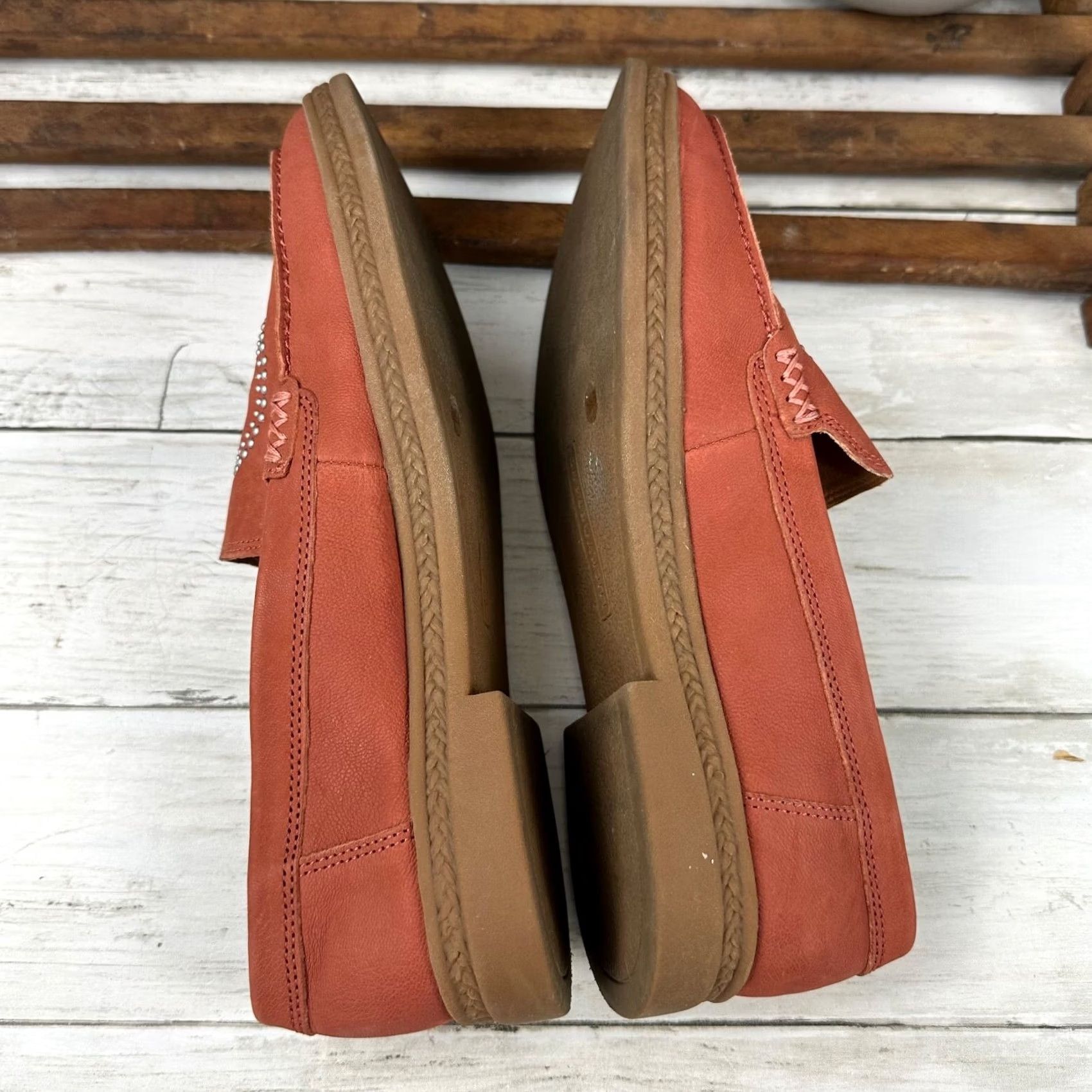 Lucky Brand Reony Loafers Womens 7.5 M Coral Orange Leather 
