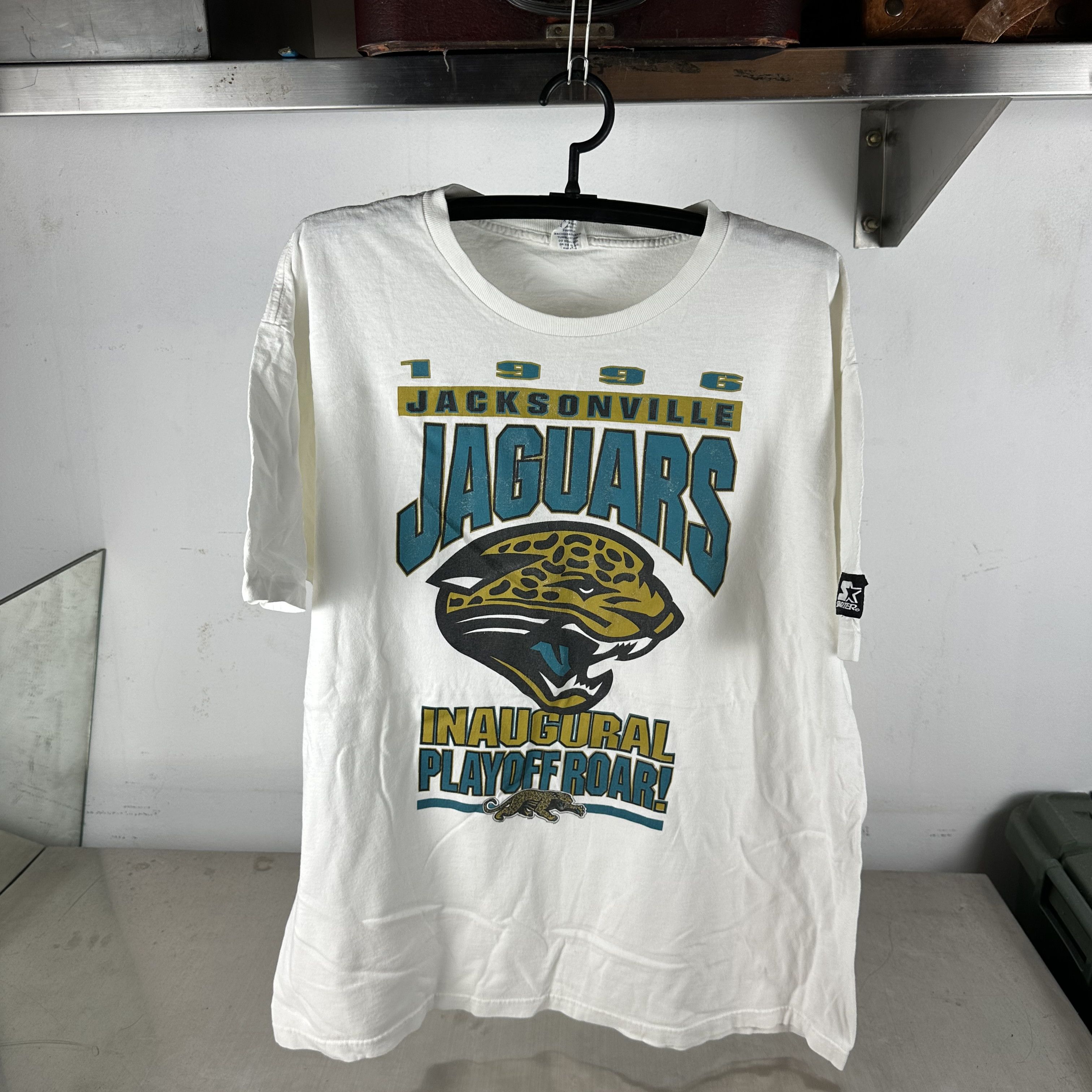 Vintage Jacksonville Jaguars NFL Inaugural Playoff Roar! Starter Tee Size US XL / EU 56 / 4 - 1 Thumbnail