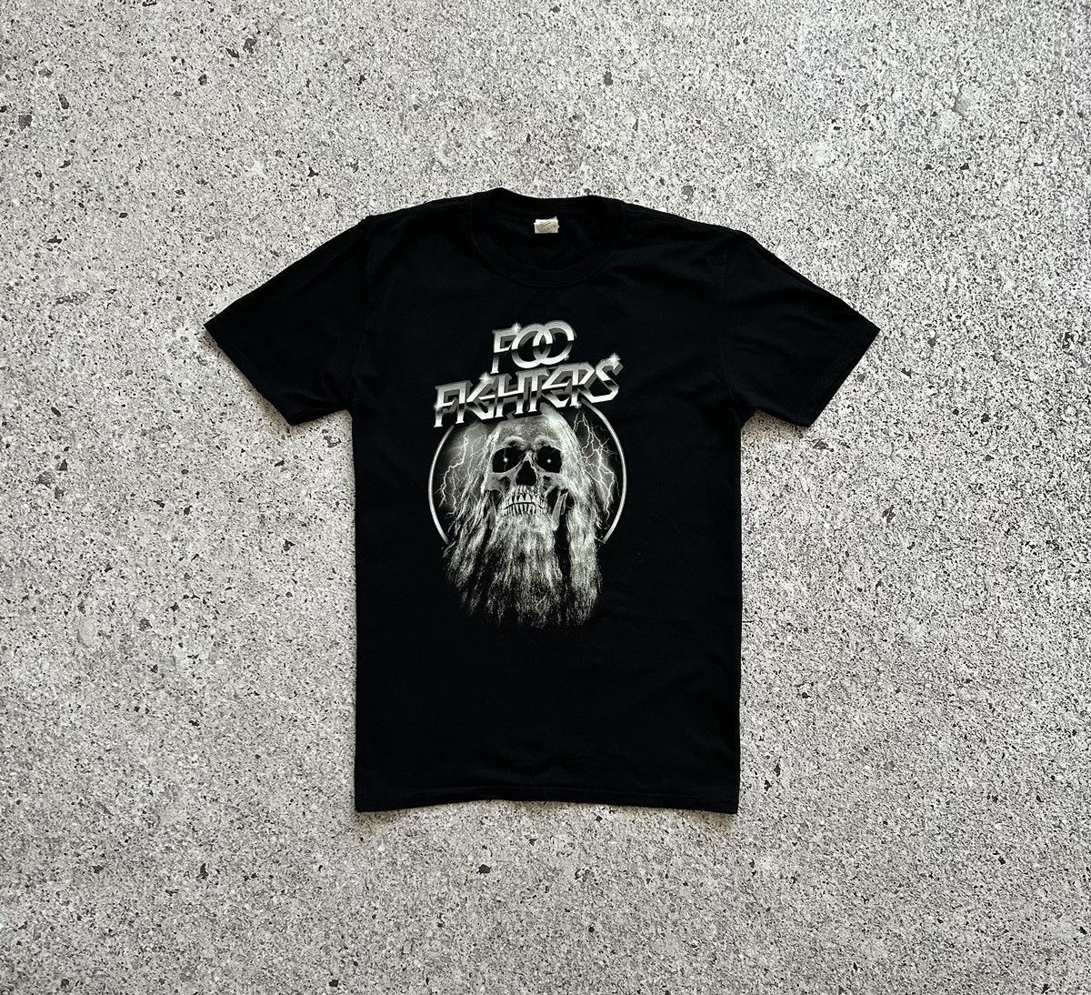 Band Tees Vintage Foo Fighters Skull Logo Rock Band Tee Size US XL / EU 56 / 4 - 2 Thumbnail